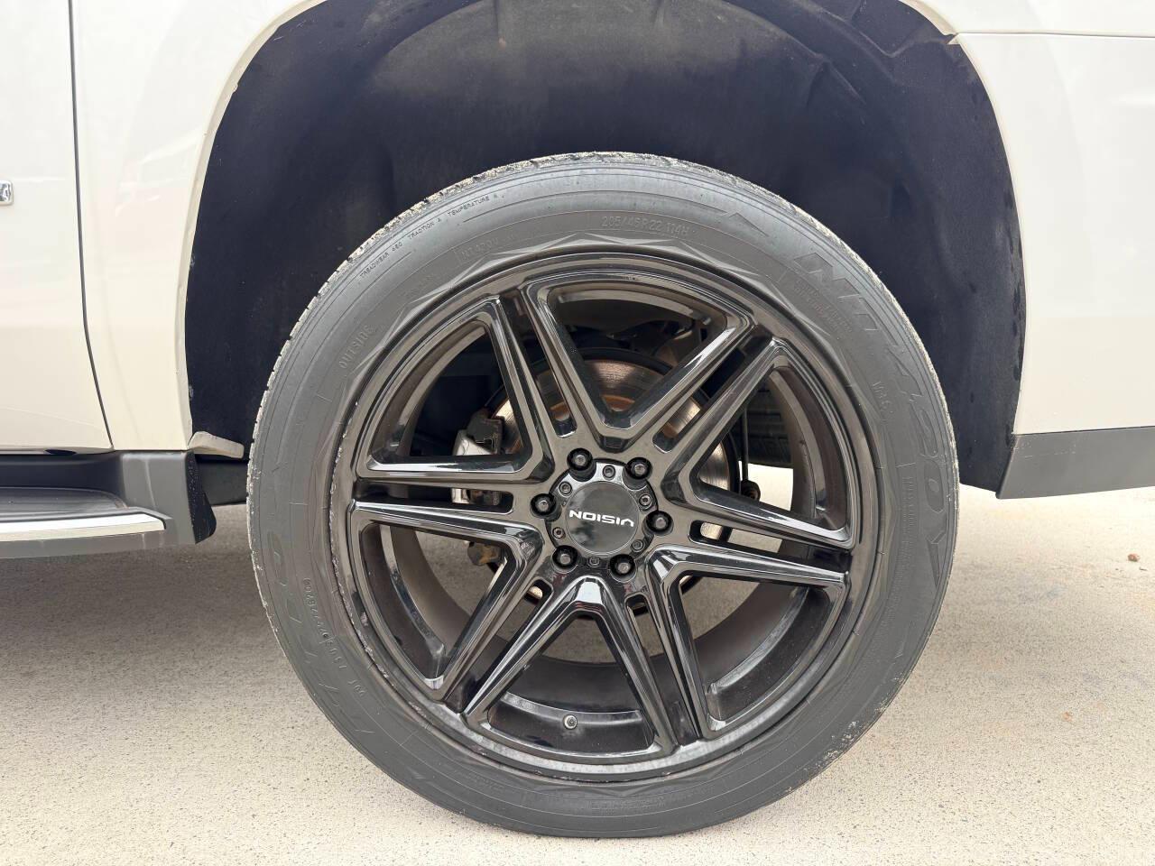 GMC Yukon XL Denali 4WD 2017