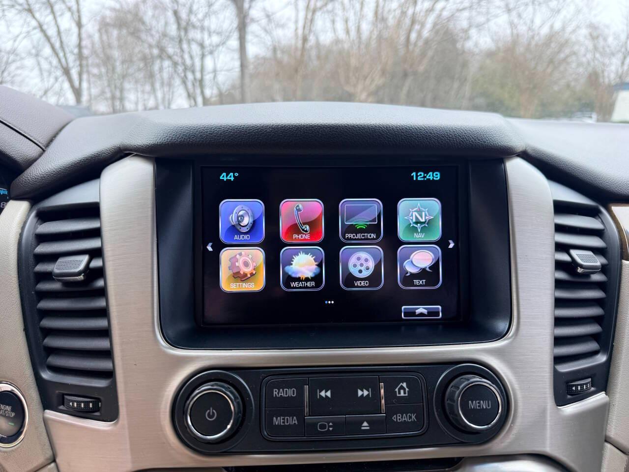 GMC Yukon XL Denali 4WD 2017