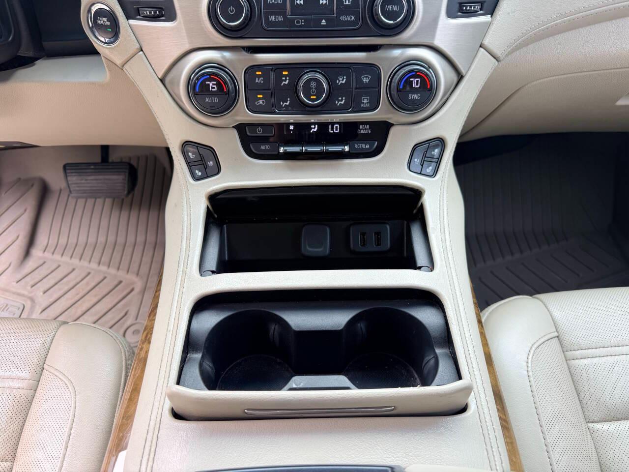 GMC Yukon XL Denali 4WD 2017