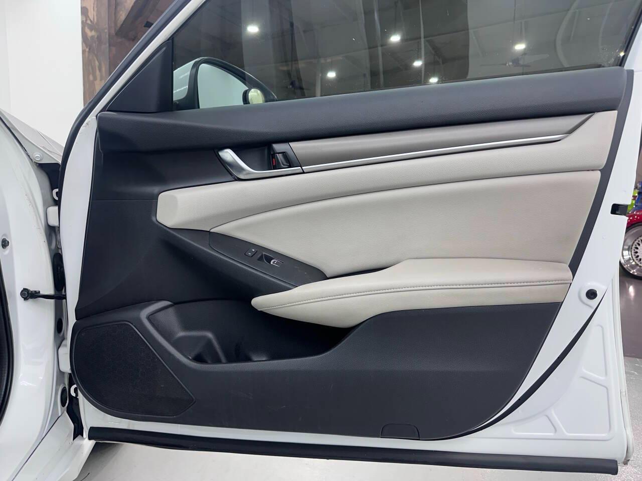 Honda Accord LX CVT 2018