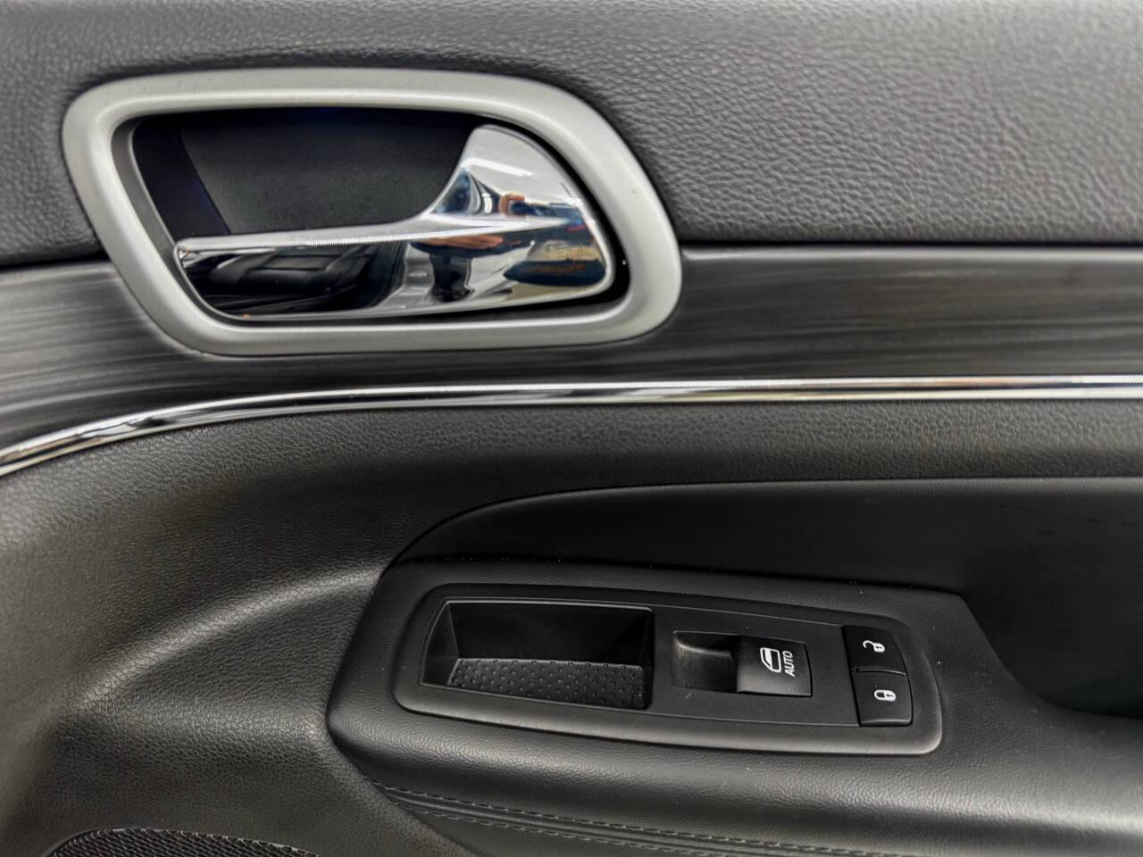 Jeep Grand Cherokee Limited 2WD 2019