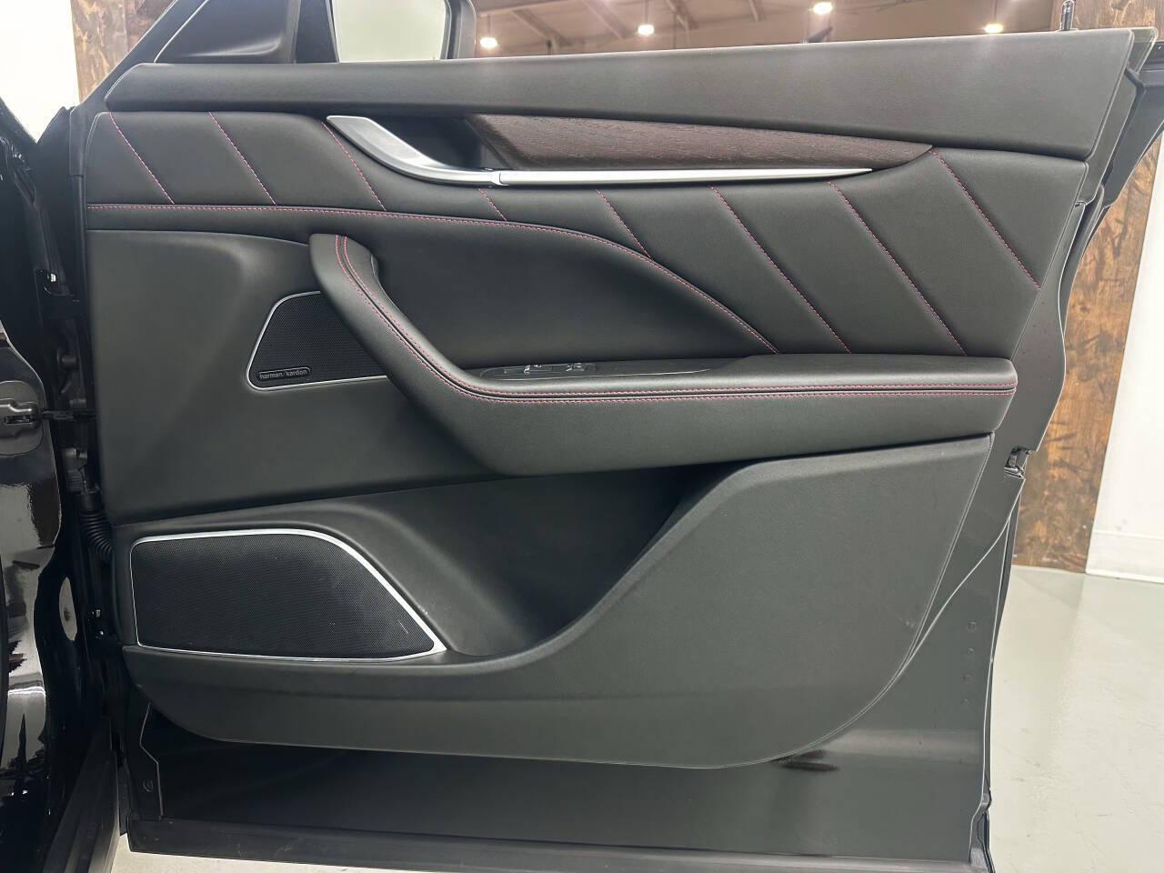 Maserati Levante Base 2019