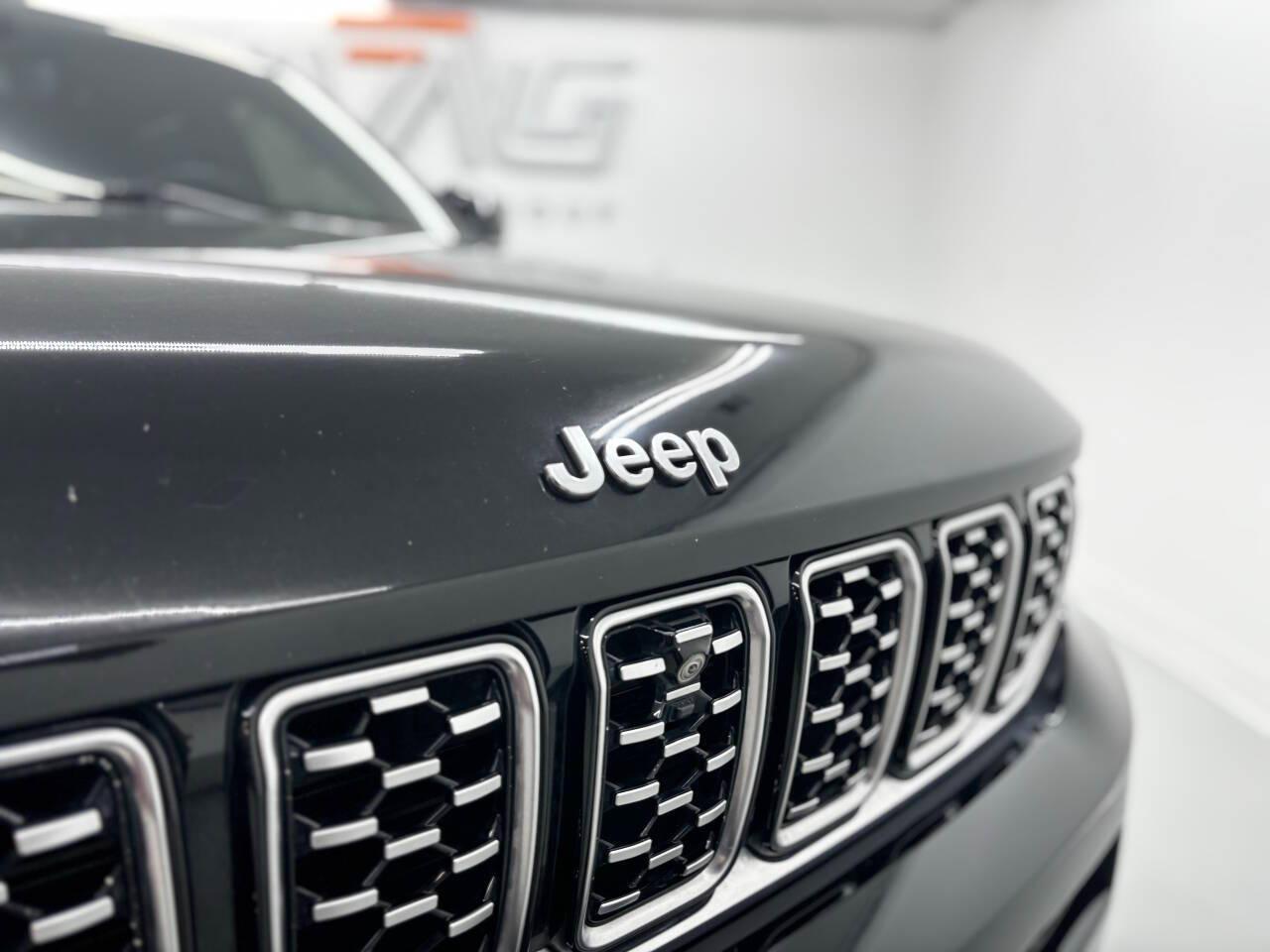 Jeep Grand Cherokee Summit 4WD 2021