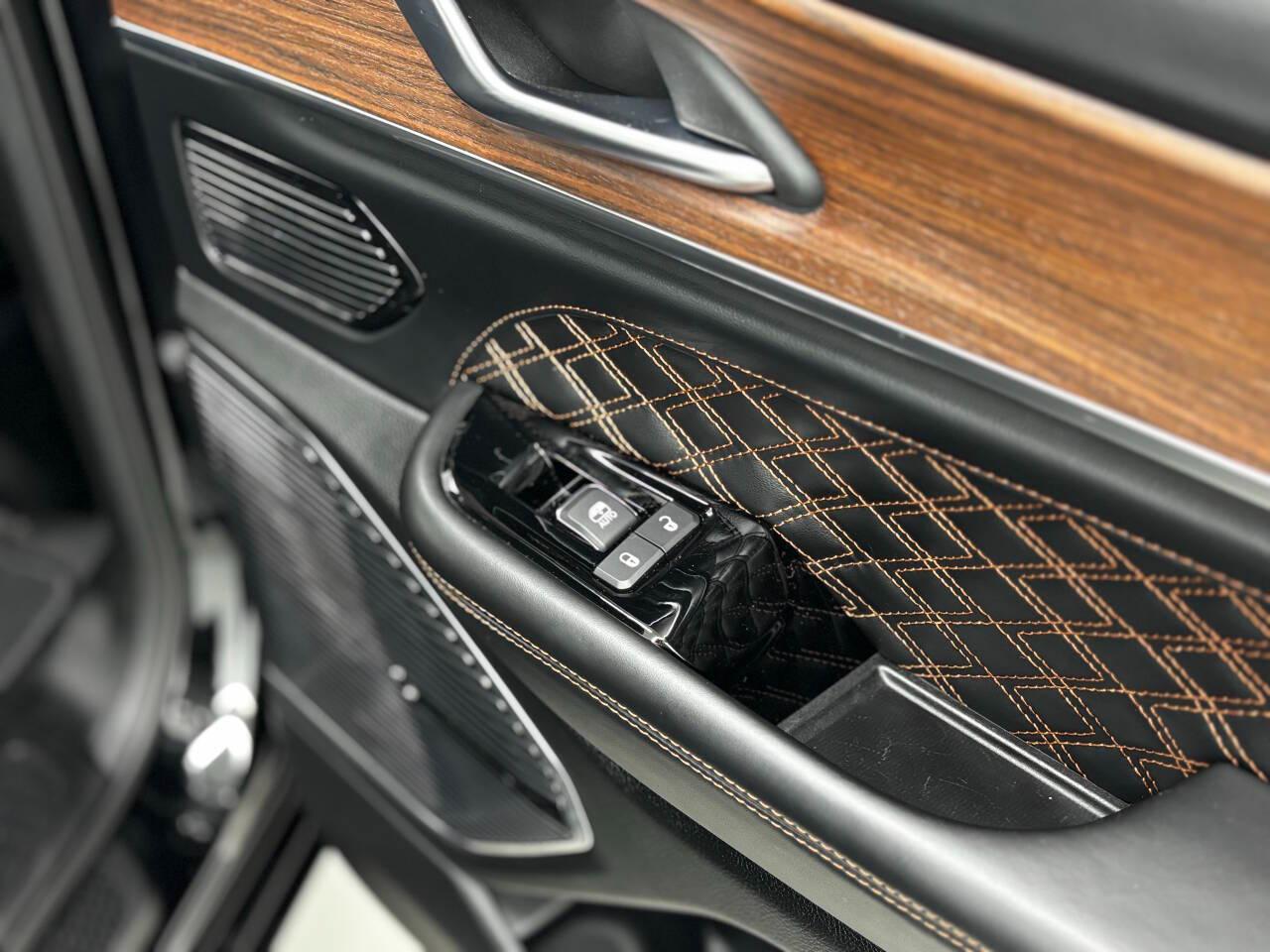 Jeep Grand Cherokee Summit 4WD 2021