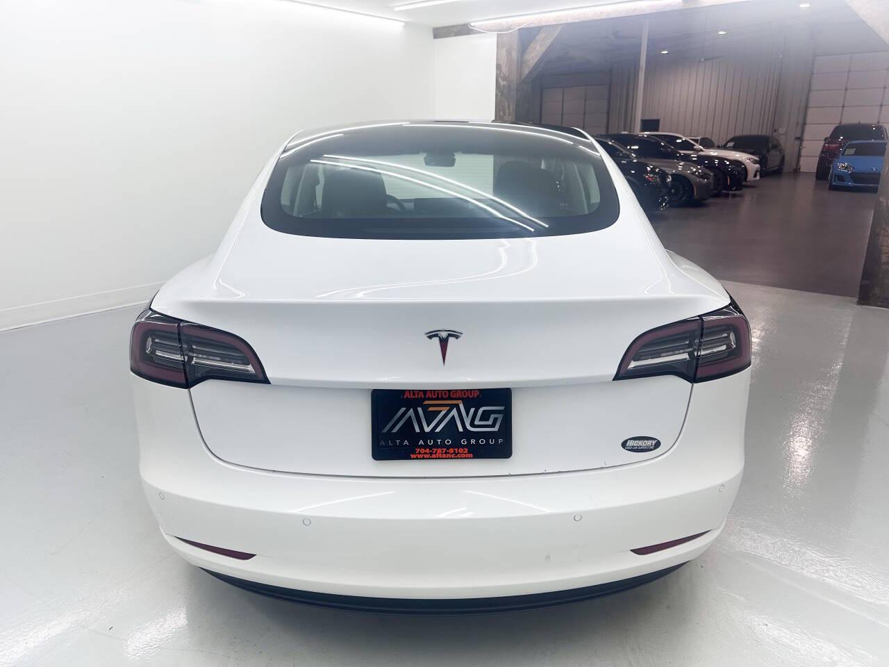 Tesla Model 3 Standard Range Plus 2021