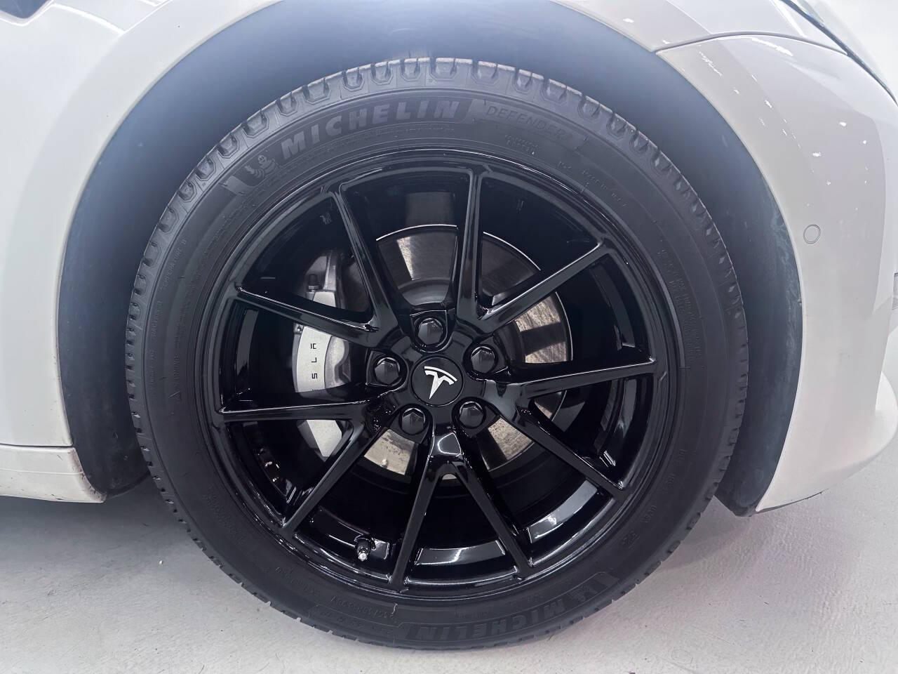 Tesla Model 3 Standard Range Plus 2021