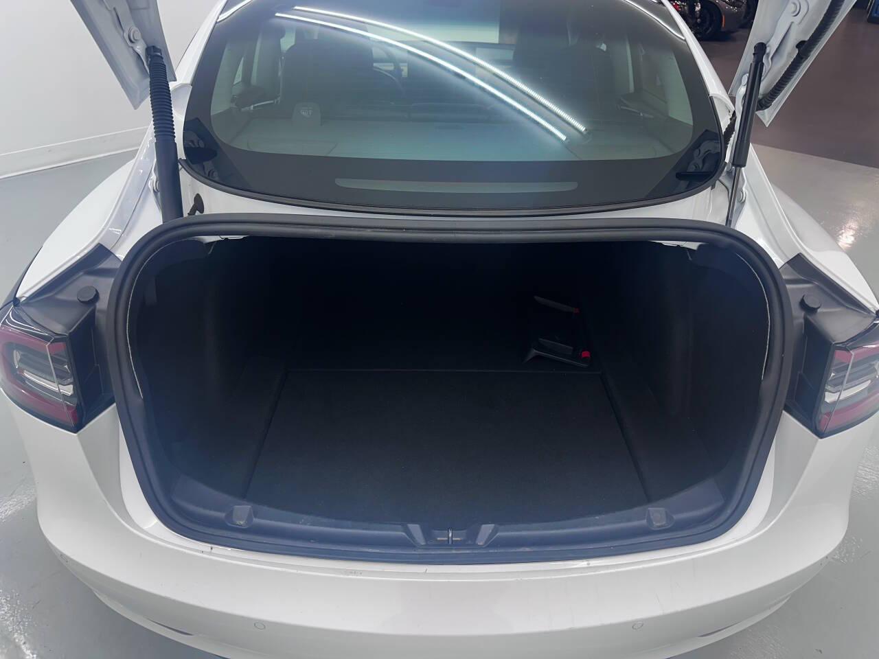 Tesla Model 3 Standard Range Plus 2021