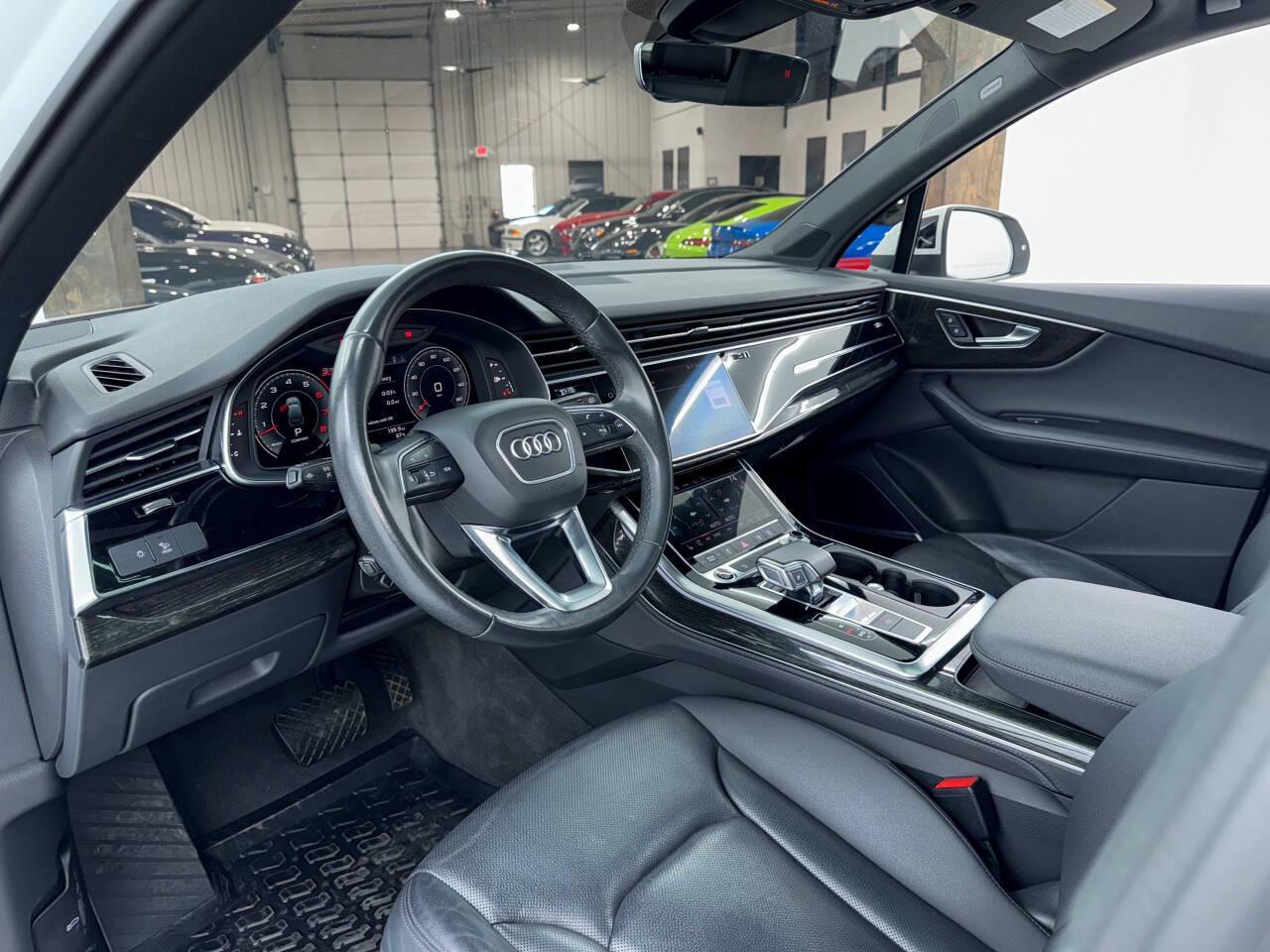 Audi Q7 Premium Plus 55 TFSI quattro 2021