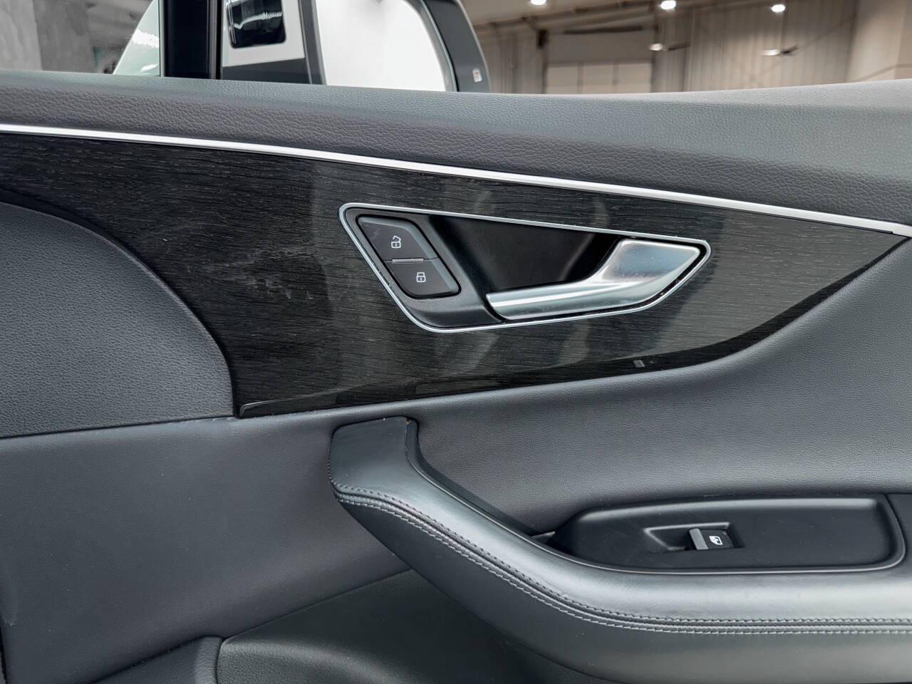 Audi Q7 Premium Plus 55 TFSI quattro 2021