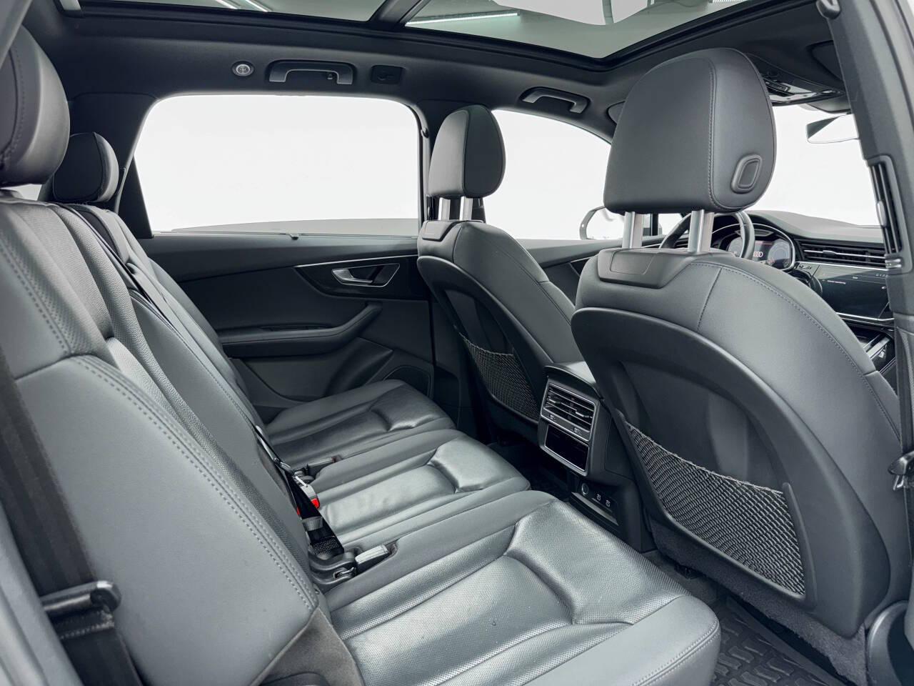 Audi Q7 Premium Plus 55 TFSI quattro 2021