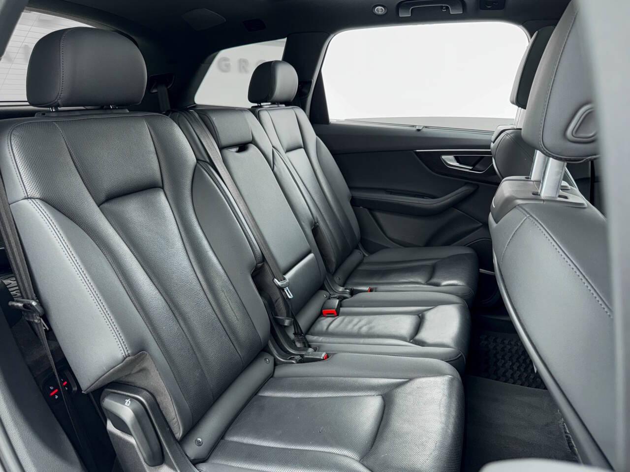 Audi Q7 Premium Plus 55 TFSI quattro 2021