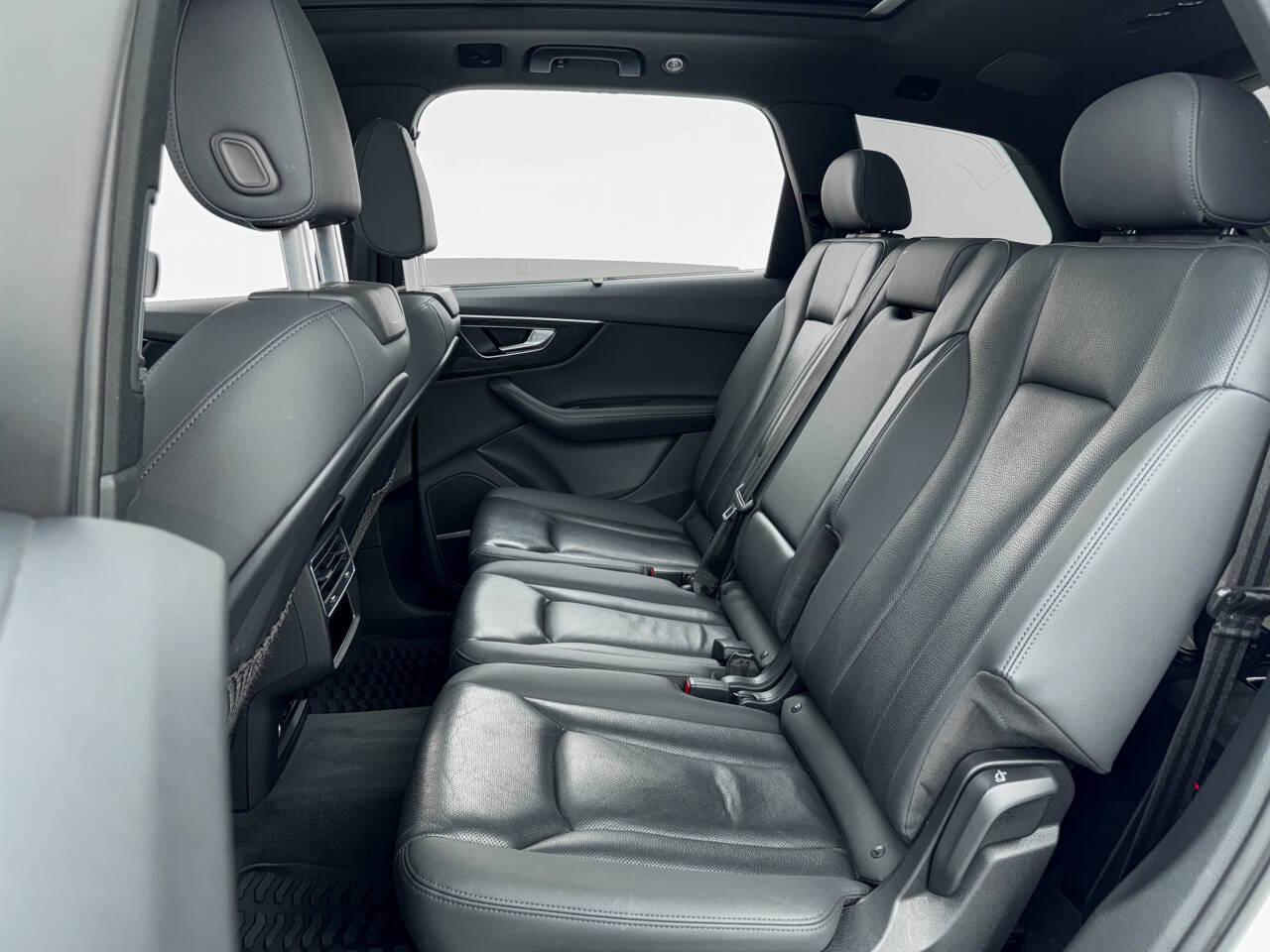 Audi Q7 Premium Plus 55 TFSI quattro 2021