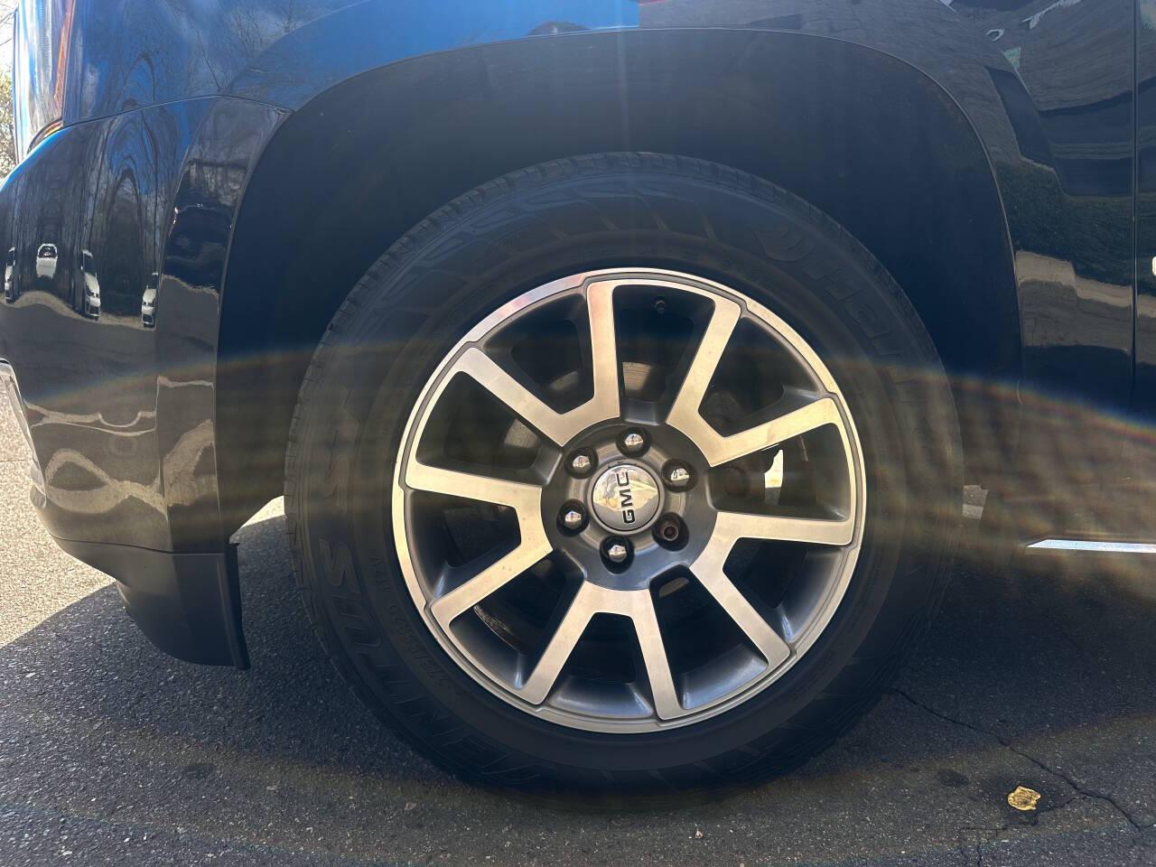 GMC Yukon Denali 4WD 2016