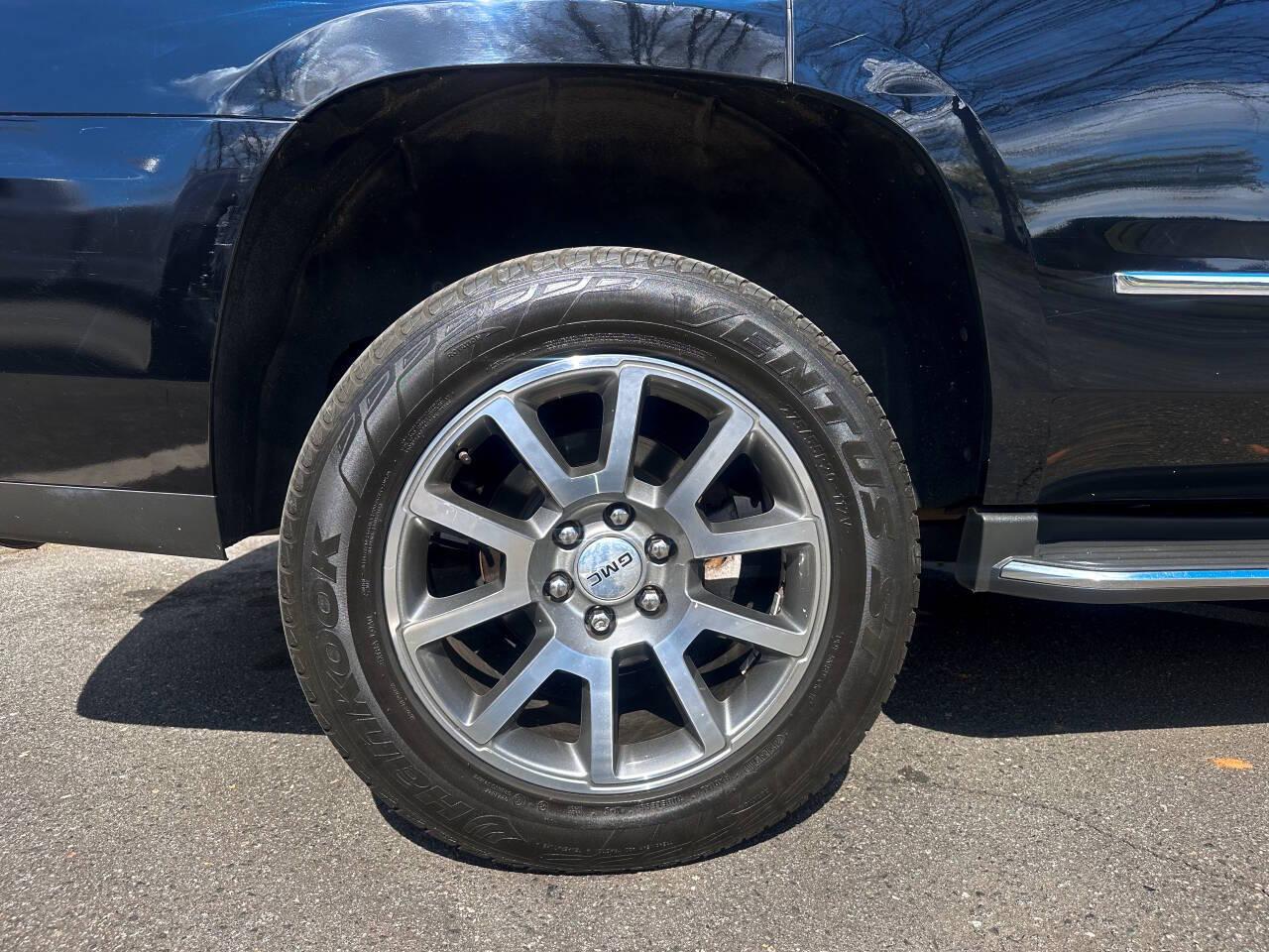 GMC Yukon Denali 4WD 2016