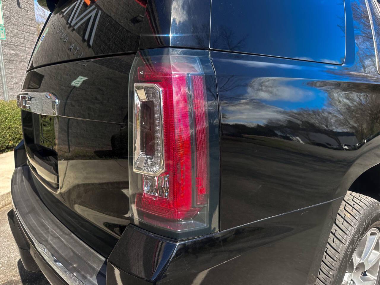 GMC Yukon Denali 4WD 2016