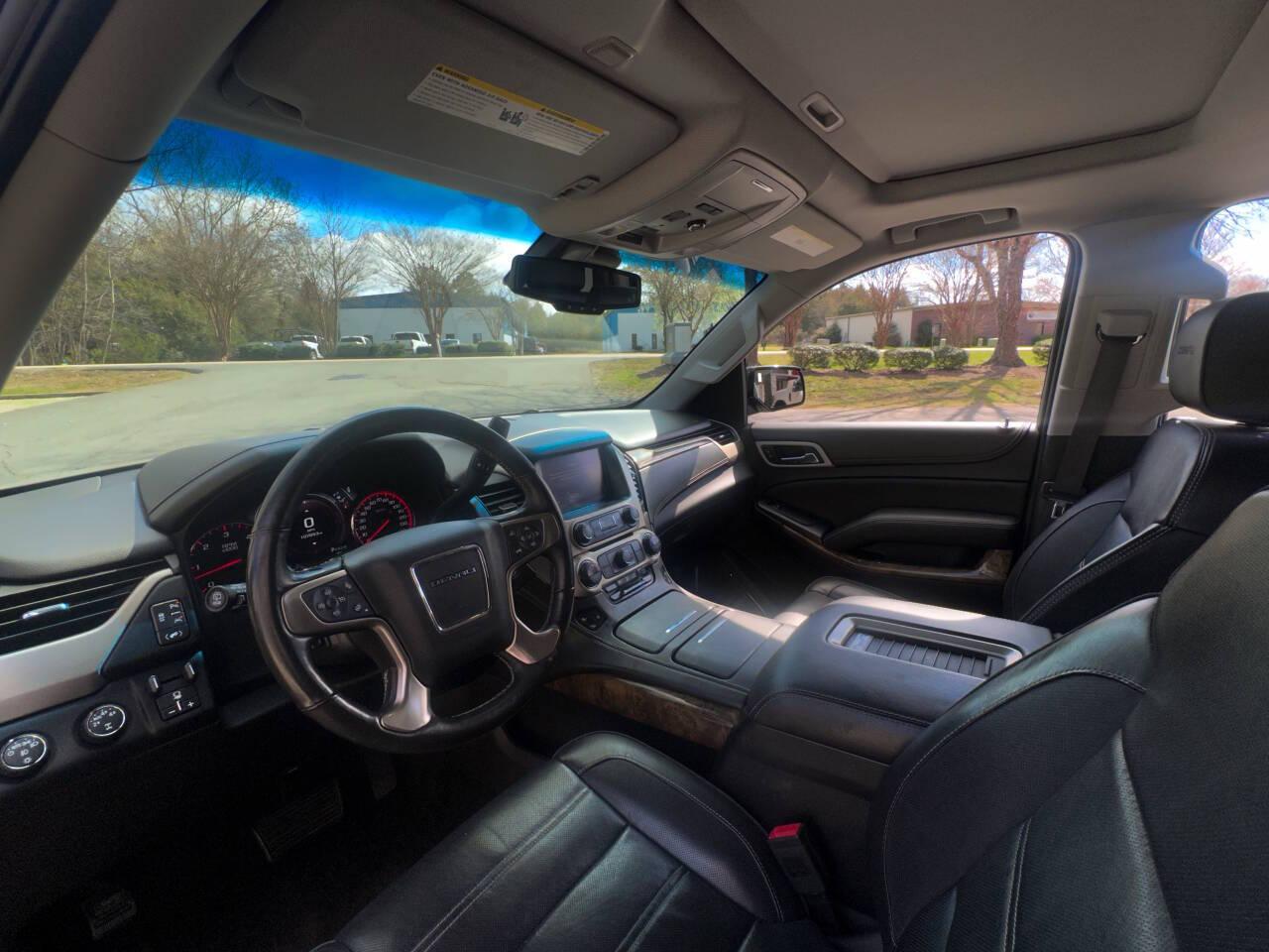 GMC Yukon Denali 4WD 2016