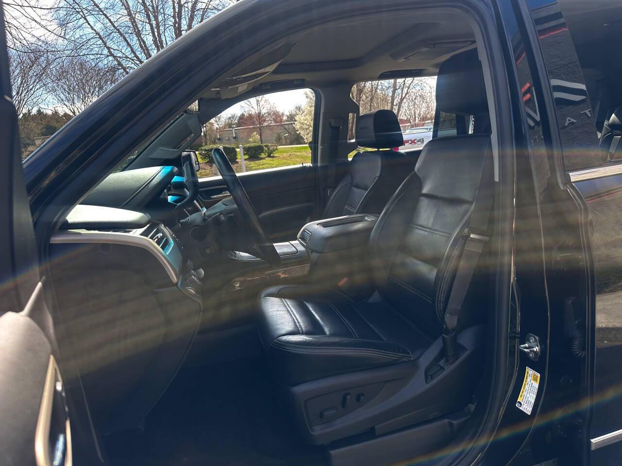 GMC Yukon Denali 4WD 2016