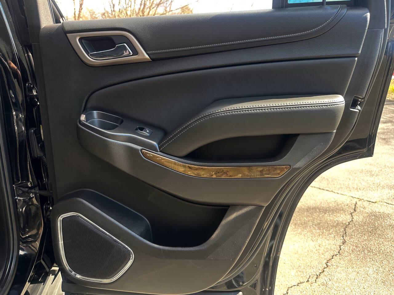 GMC Yukon Denali 4WD 2016