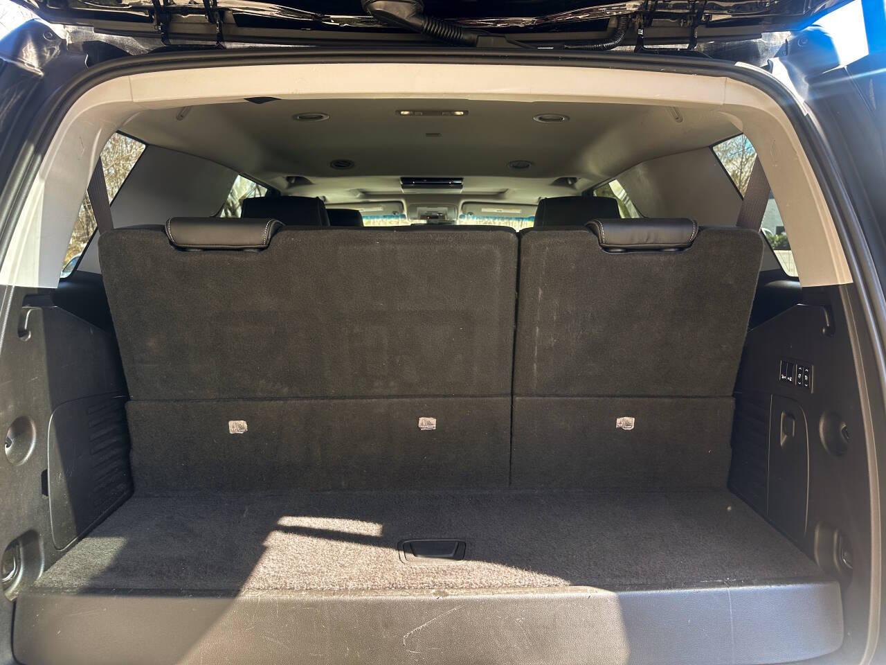 GMC Yukon Denali 4WD 2016