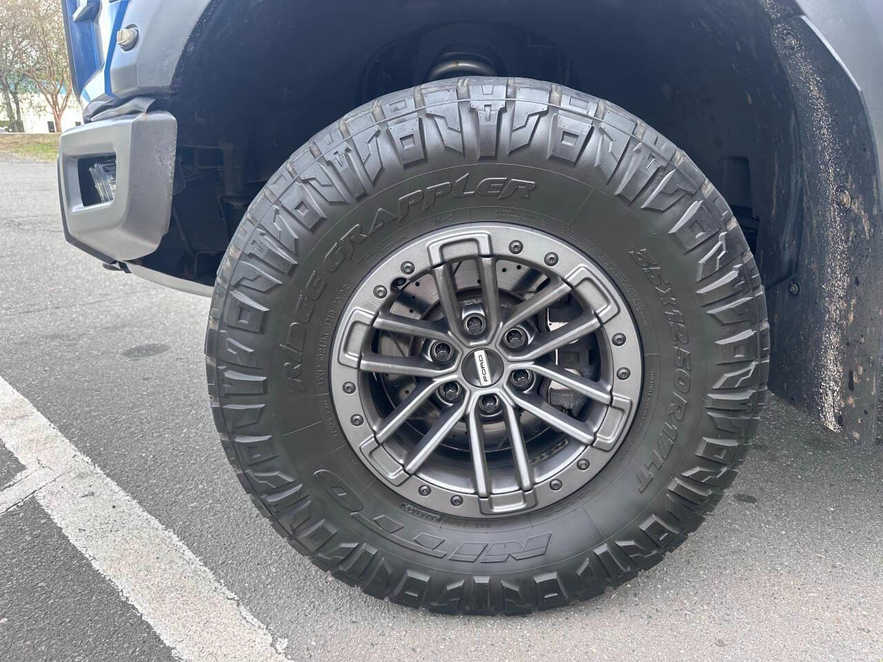 Ford F-150 Raptor SuperCrew 4WD 2019