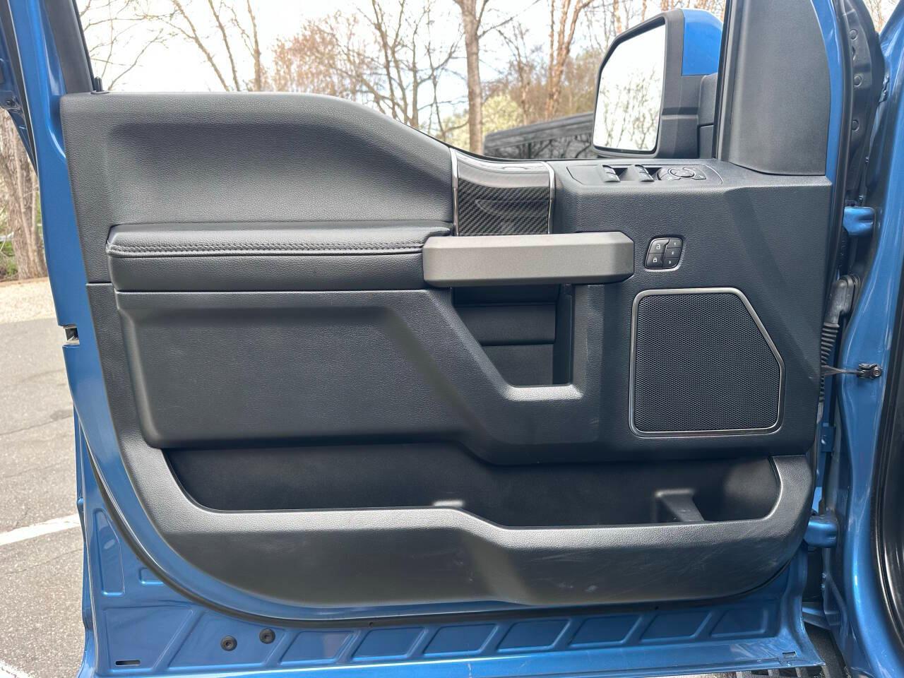 Ford F-150 Raptor SuperCrew 4WD 2019