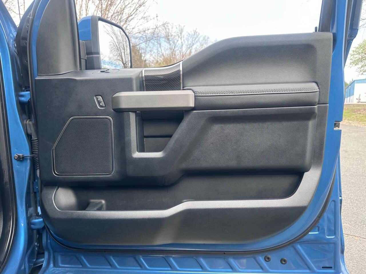 Ford F-150 Raptor SuperCrew 4WD 2019