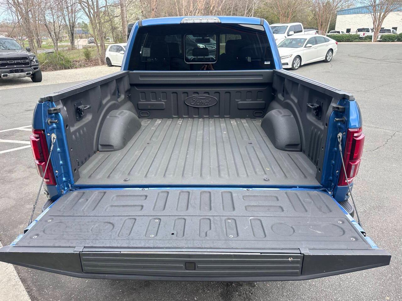 Ford F-150 Raptor SuperCrew 4WD 2019