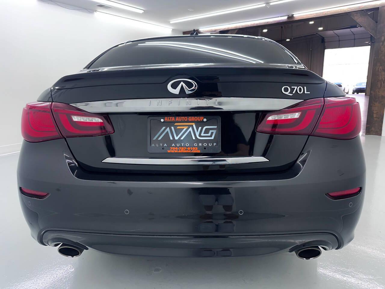 Infiniti Q70 L 3.7 2017