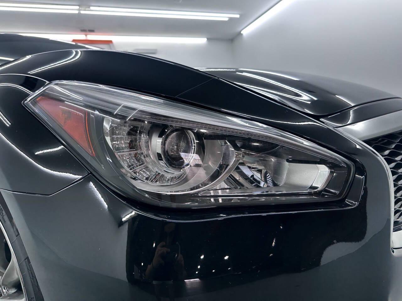 Infiniti Q70 L 3.7 2017