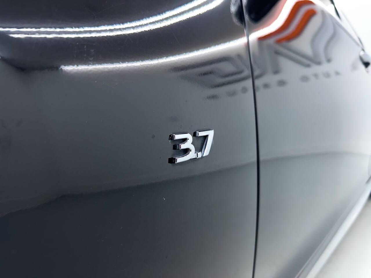 Infiniti Q70 L 3.7 2017