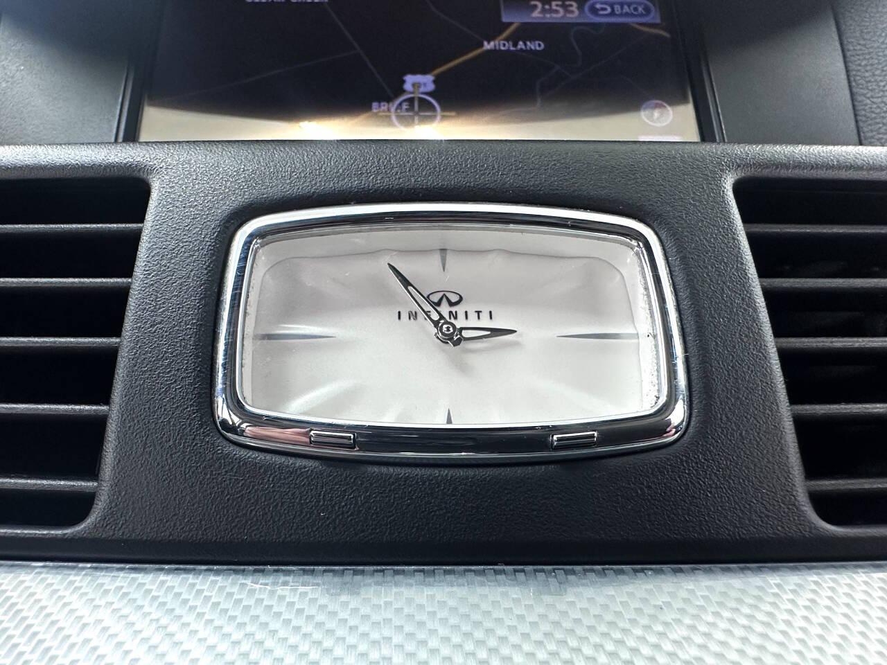 Infiniti Q70 L 3.7 2017