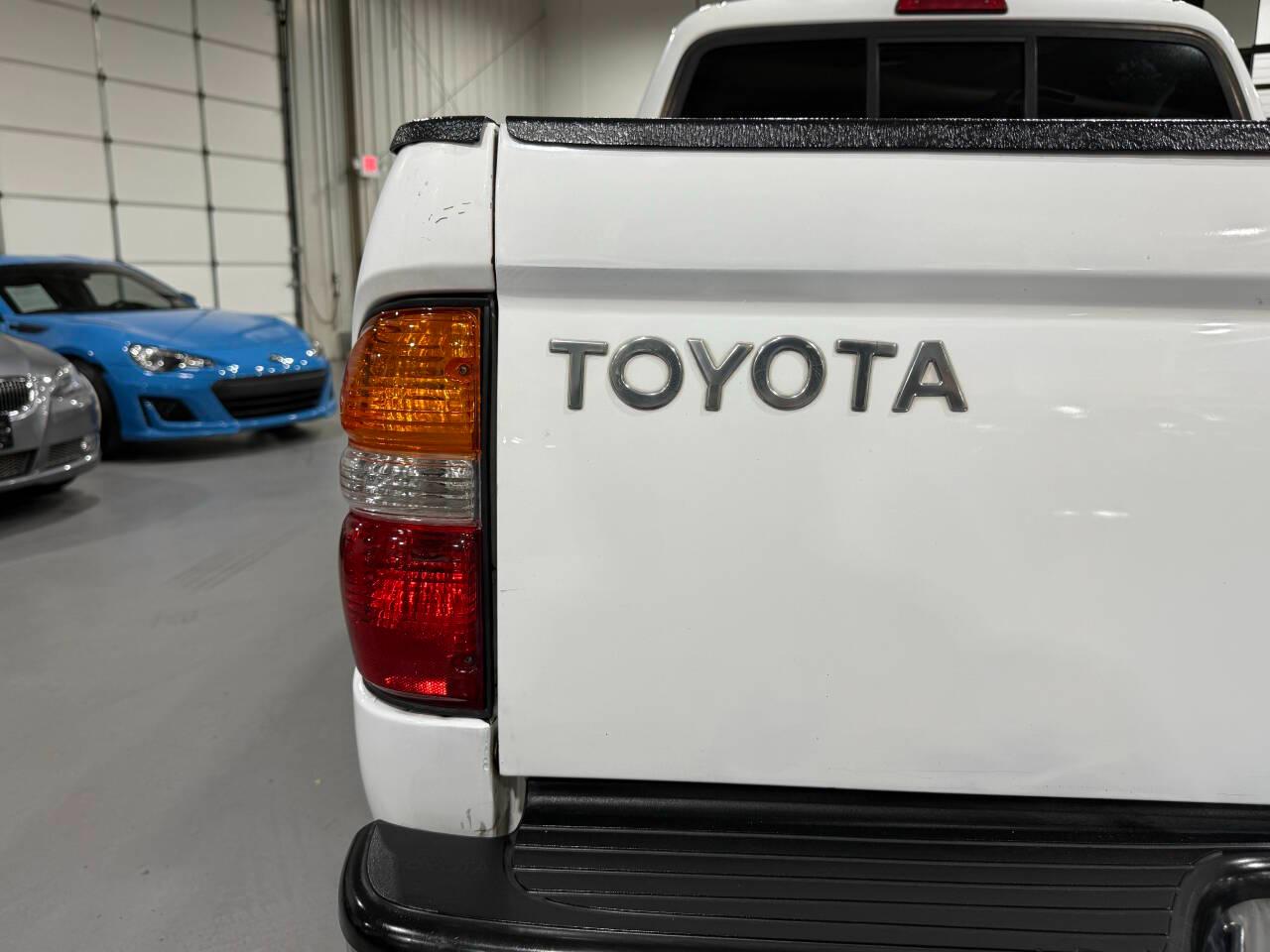 Toyota Tacoma PreRunner Double Cab V6 2WD 2004