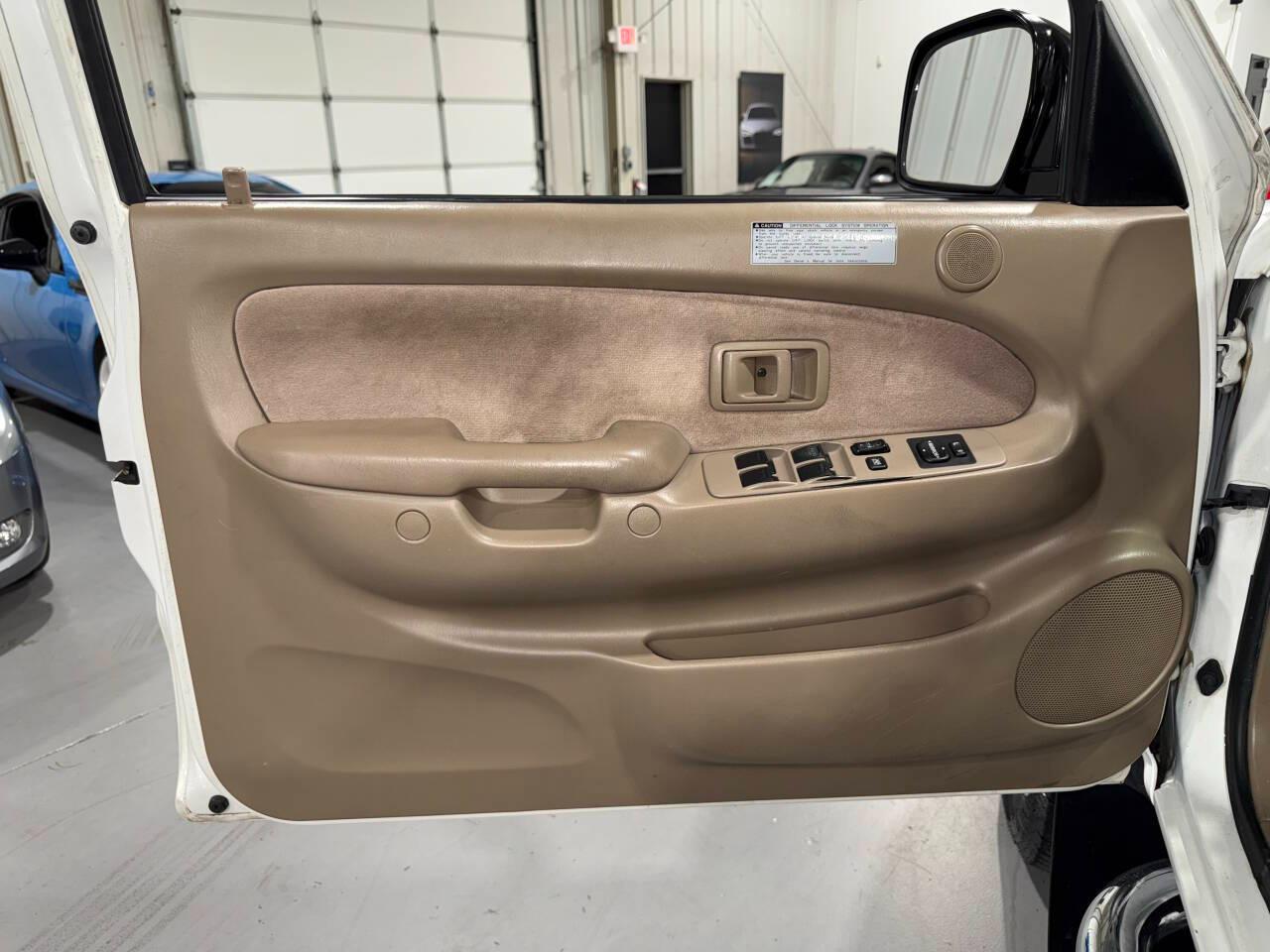 Toyota Tacoma PreRunner Double Cab V6 2WD 2004