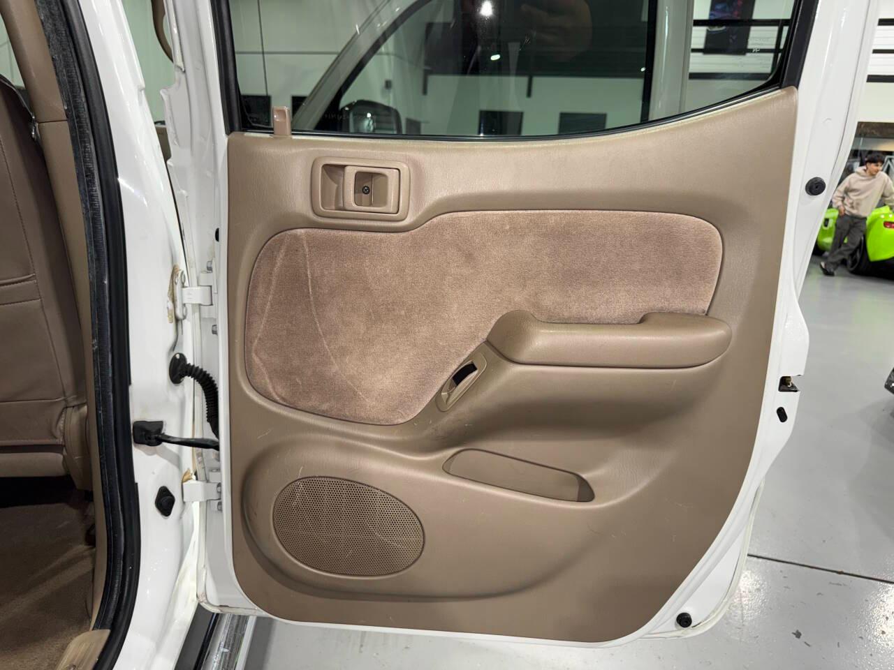 Toyota Tacoma PreRunner Double Cab V6 2WD 2004