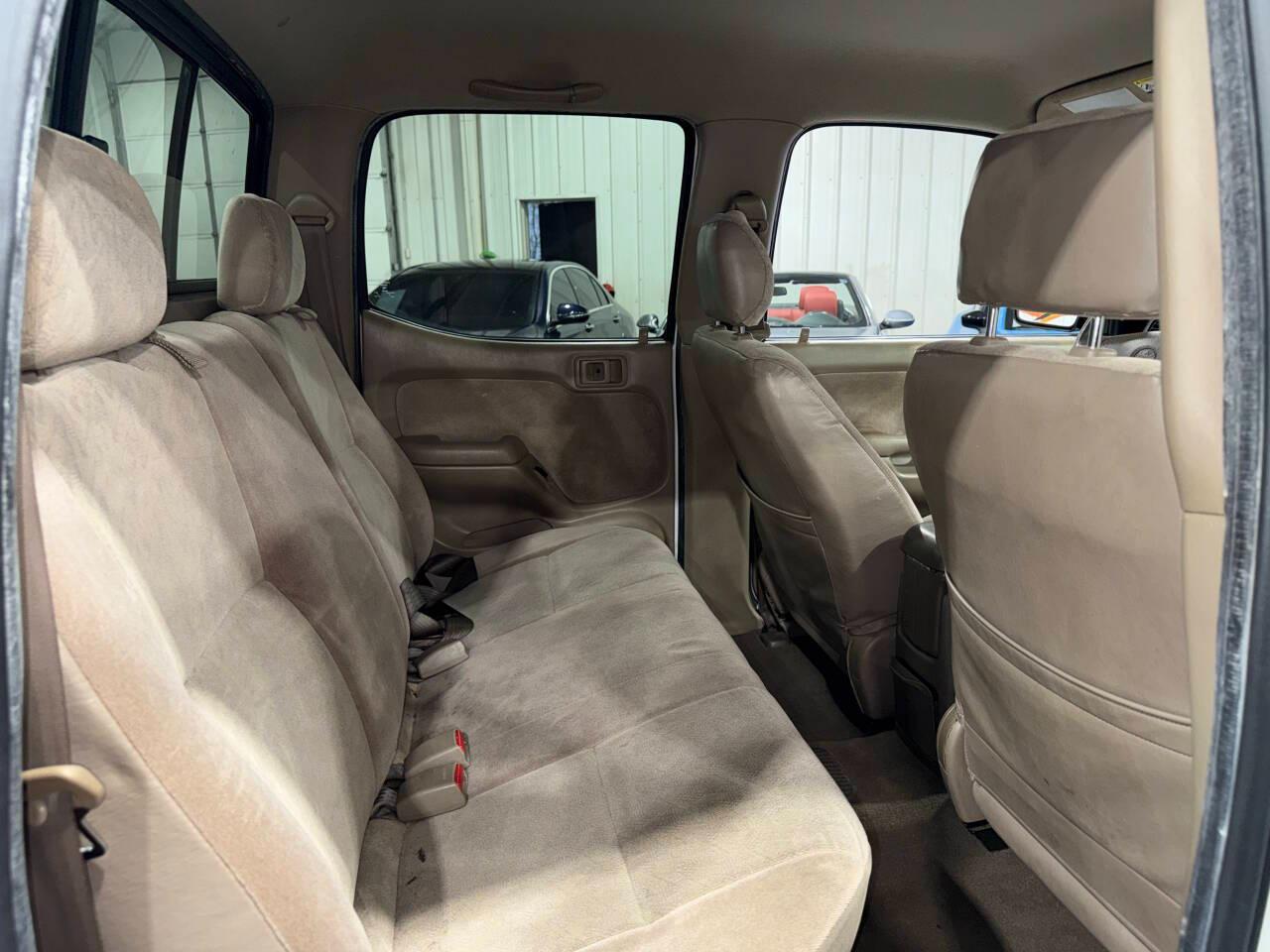 Toyota Tacoma PreRunner Double Cab V6 2WD 2004