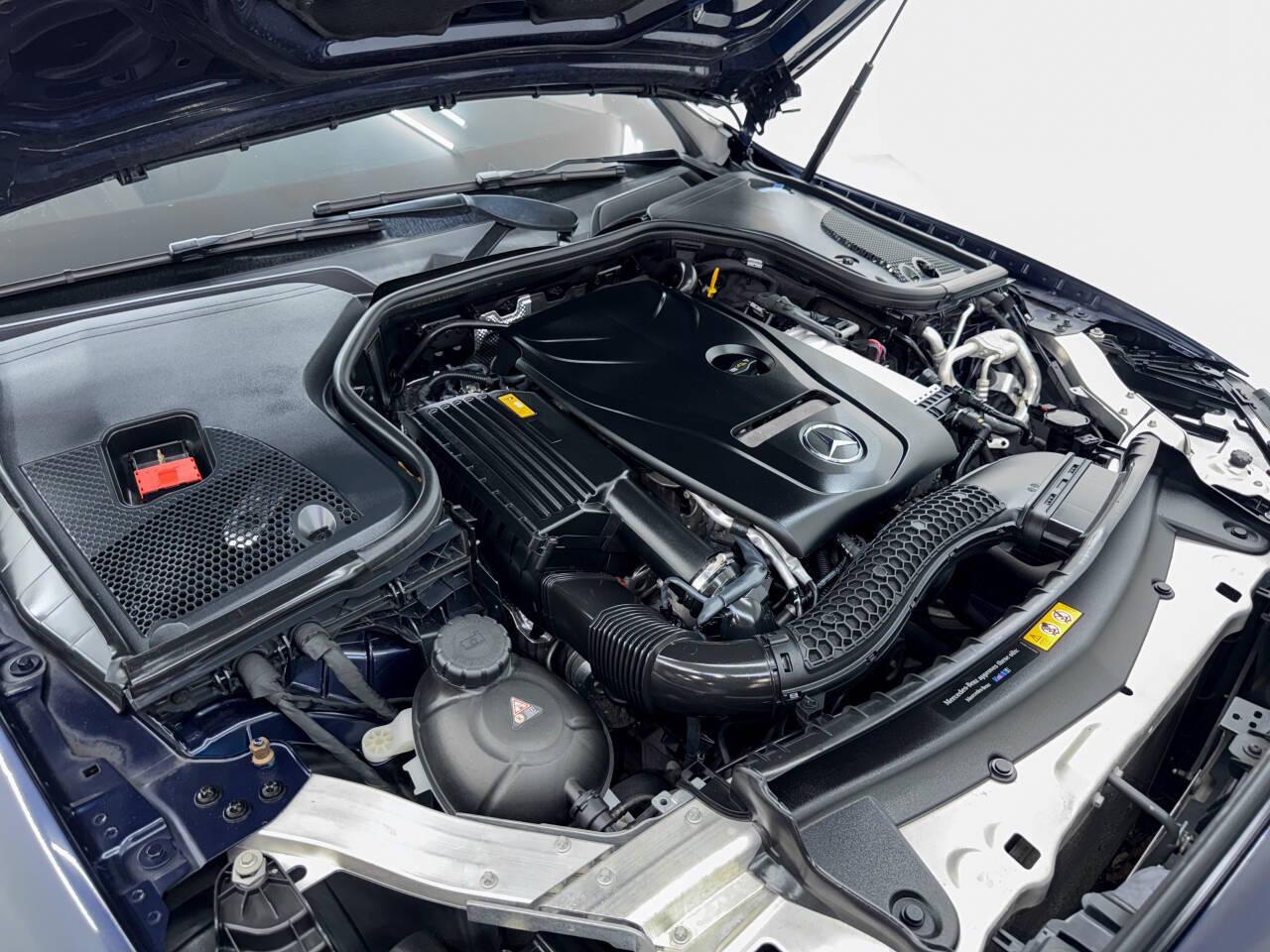 Mercedes-Benz E-Class E300 Luxury Sedan 2017