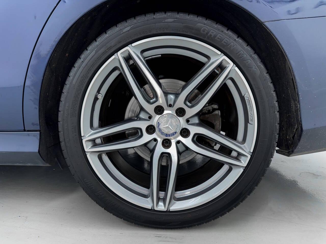 Mercedes-Benz E-Class E300 Luxury Sedan 2017