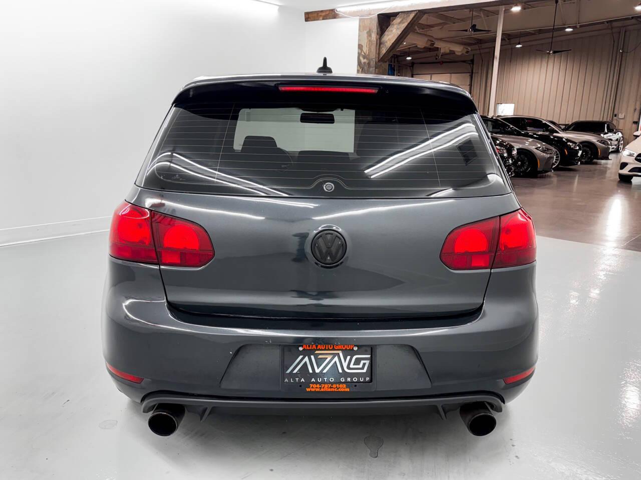 Volkswagen GTI 2.0T Coupe 2010