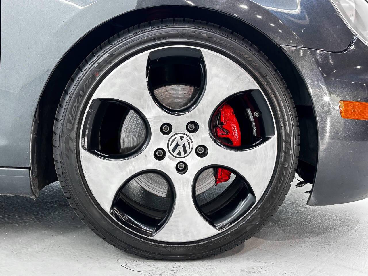 Volkswagen GTI 2.0T Coupe 2010