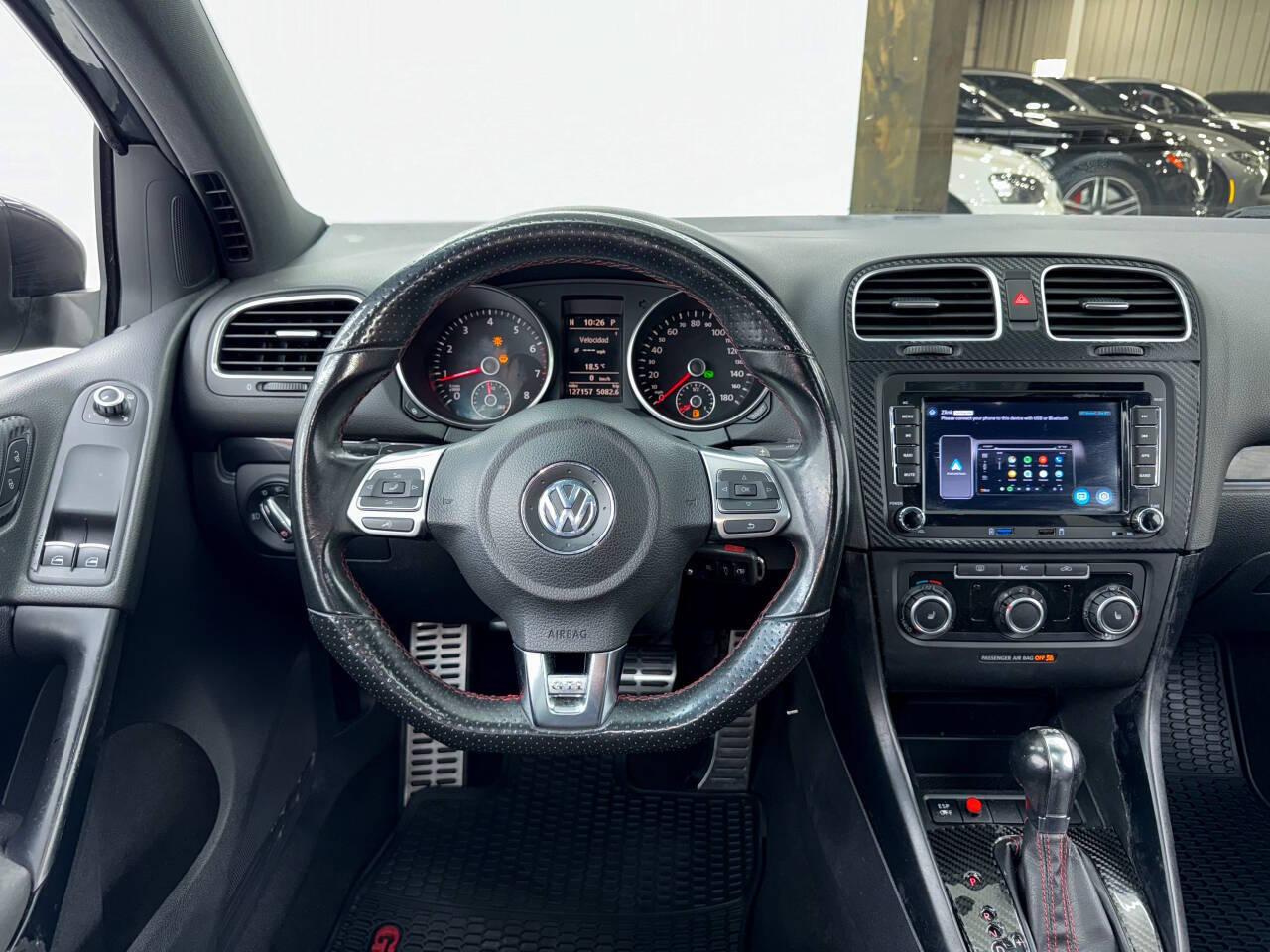 Volkswagen GTI 2.0T Coupe 2010