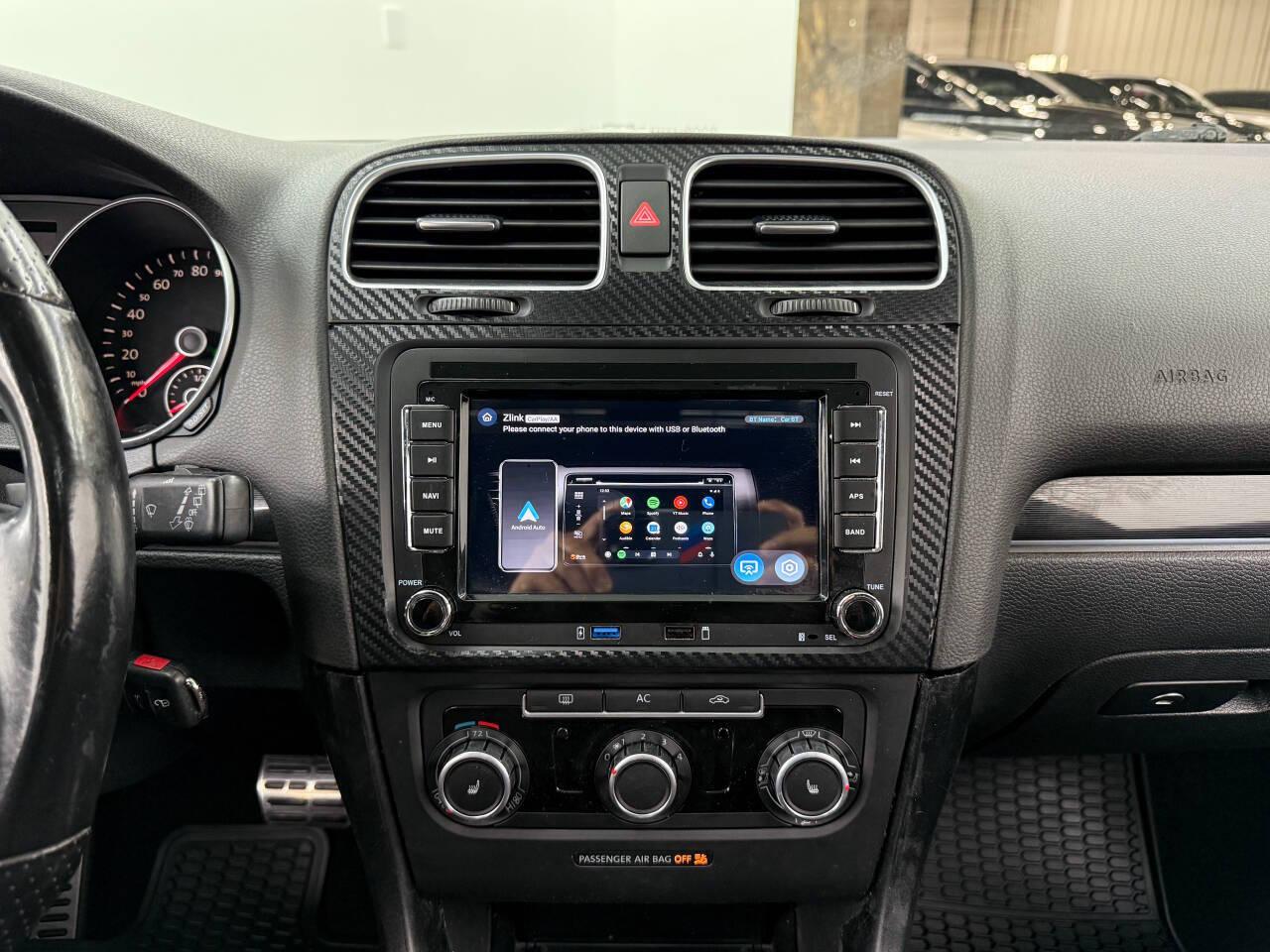 Volkswagen GTI 2.0T Coupe 2010