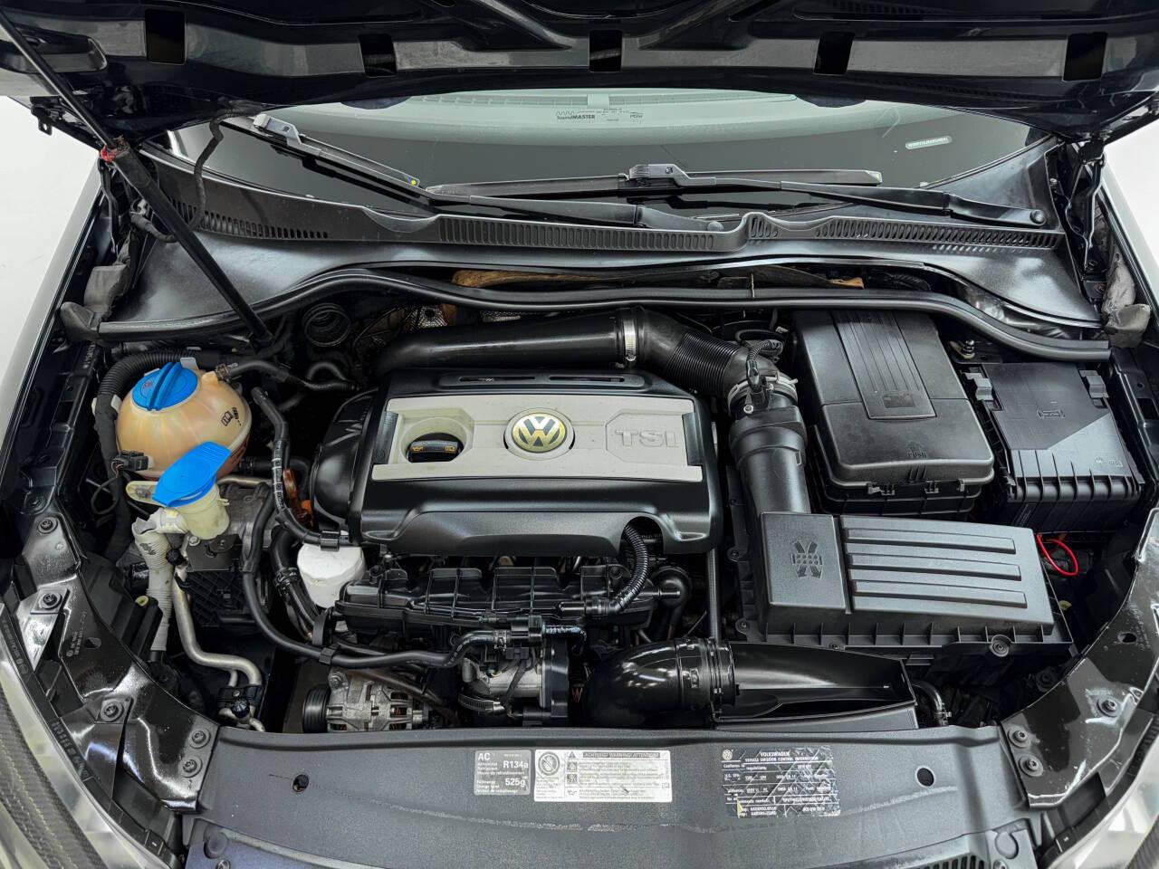 Volkswagen GTI 2.0T Coupe 2010