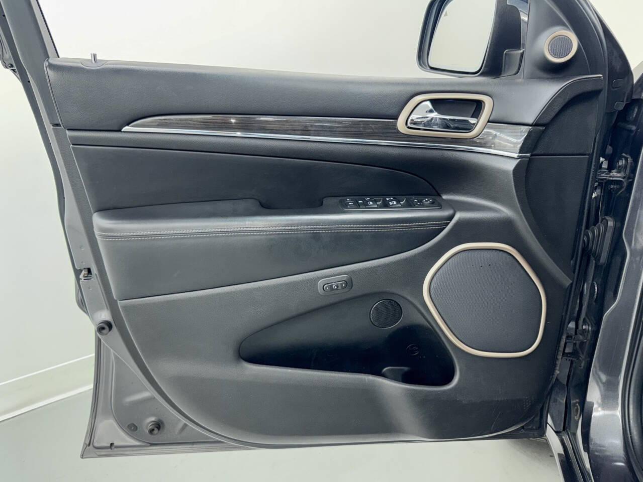 Jeep Grand Cherokee Overland 4WD 2017