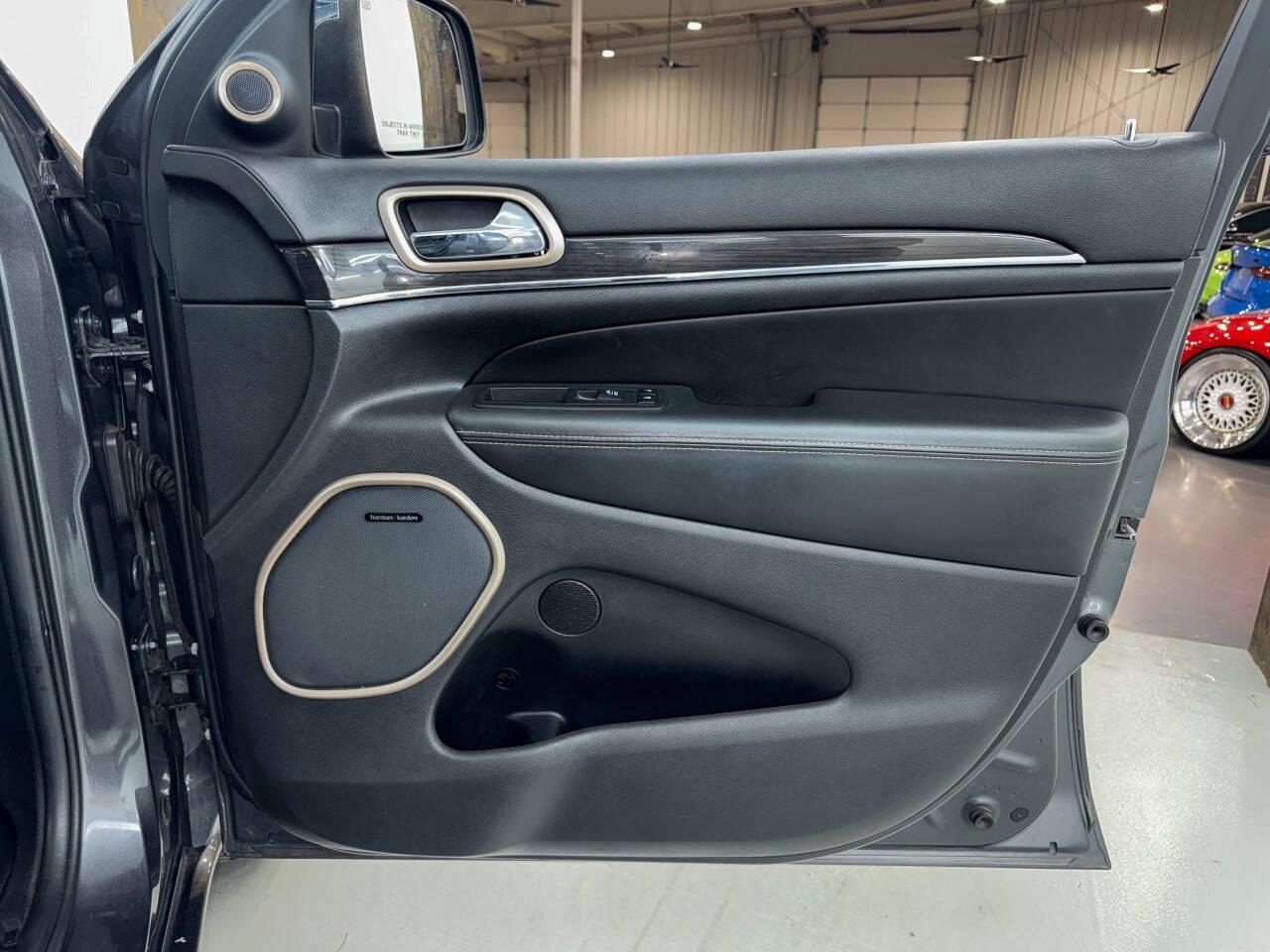 Jeep Grand Cherokee Overland 4WD 2017