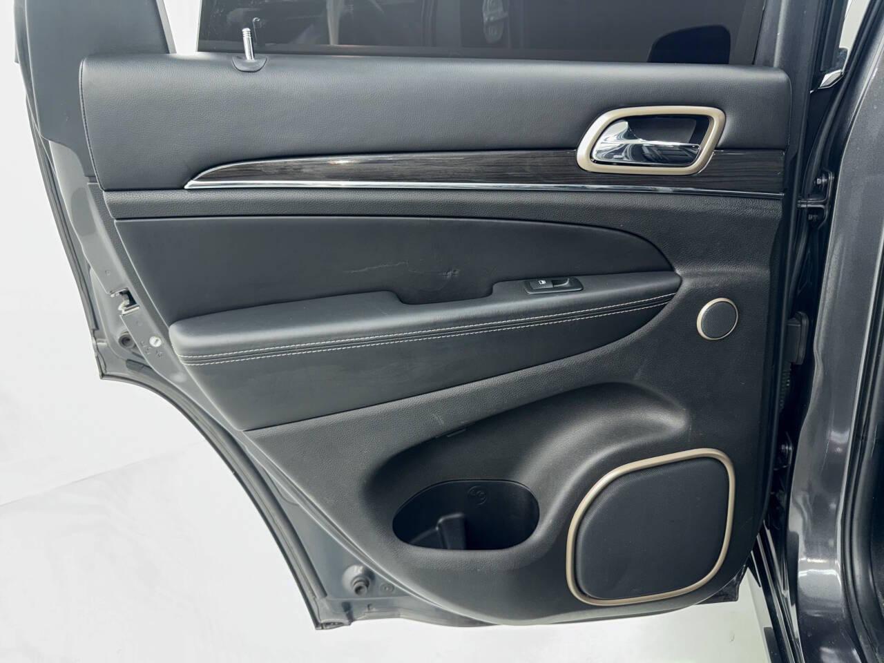 Jeep Grand Cherokee Overland 4WD 2017