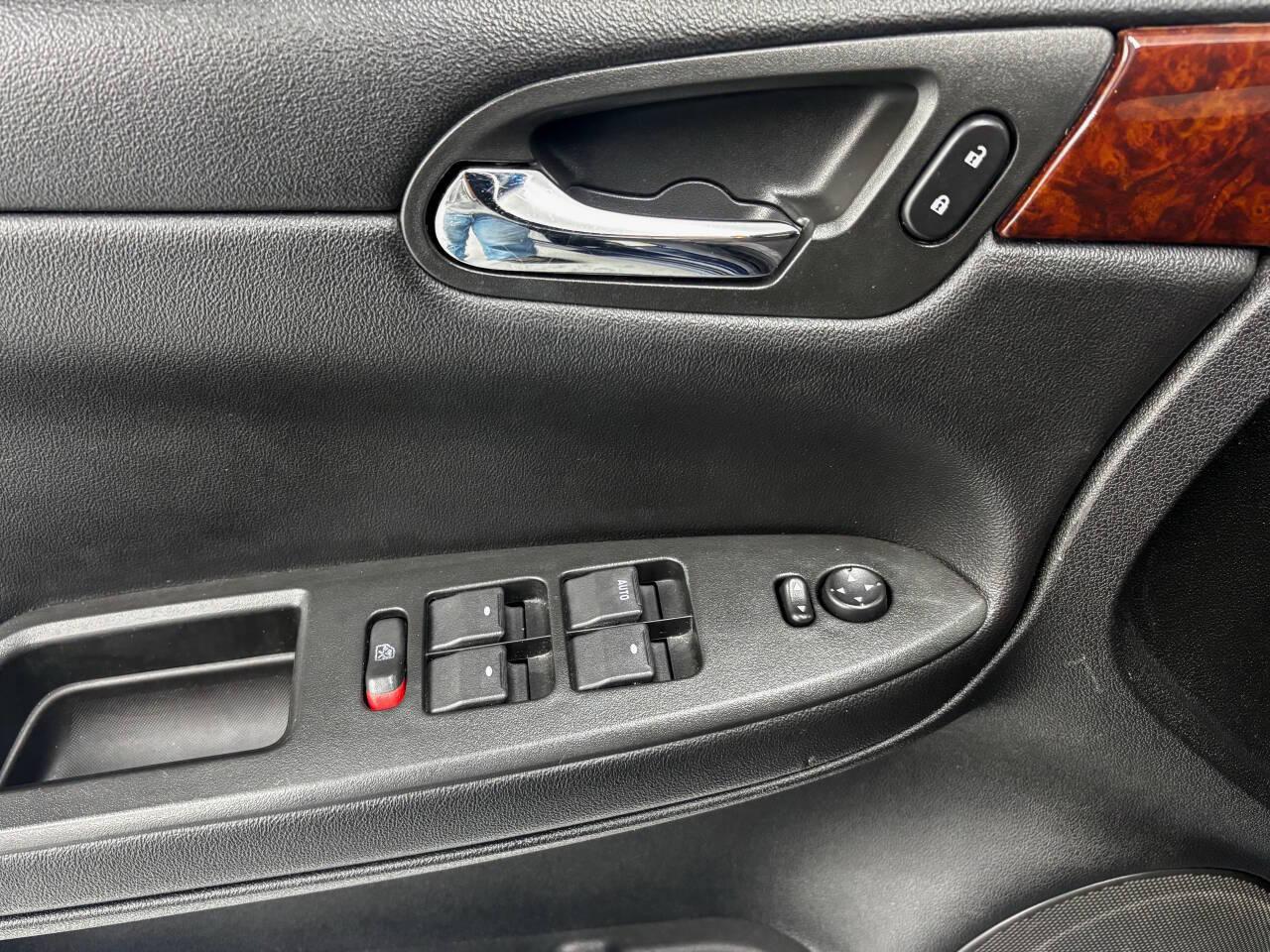 Chevrolet Impala LS 2011