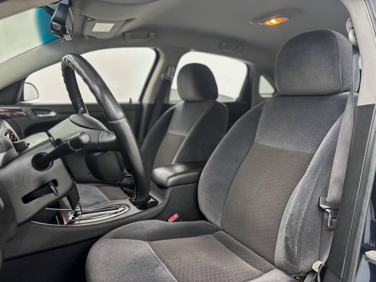 Chevrolet Impala LS 2011