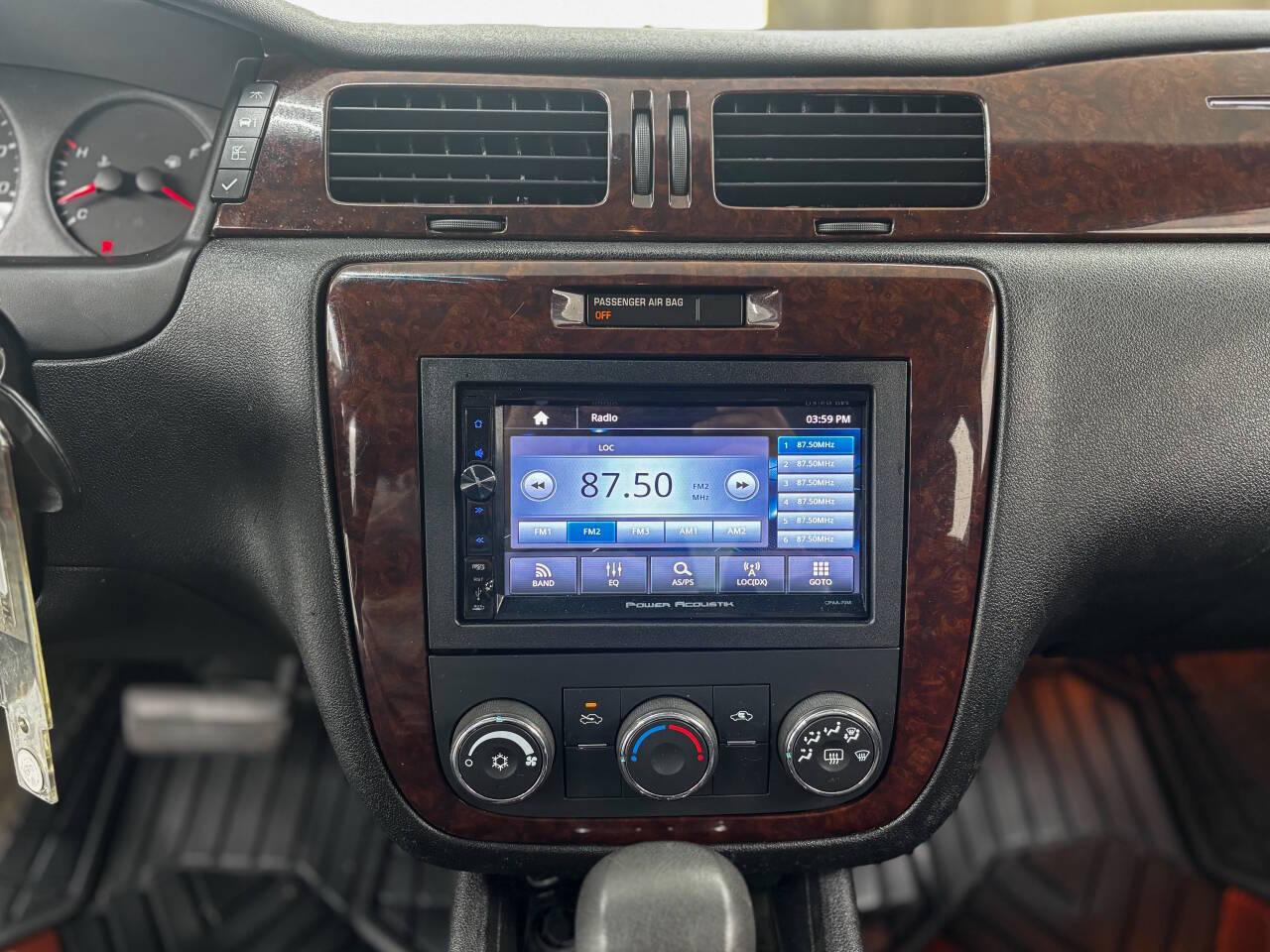 Chevrolet Impala LS 2011