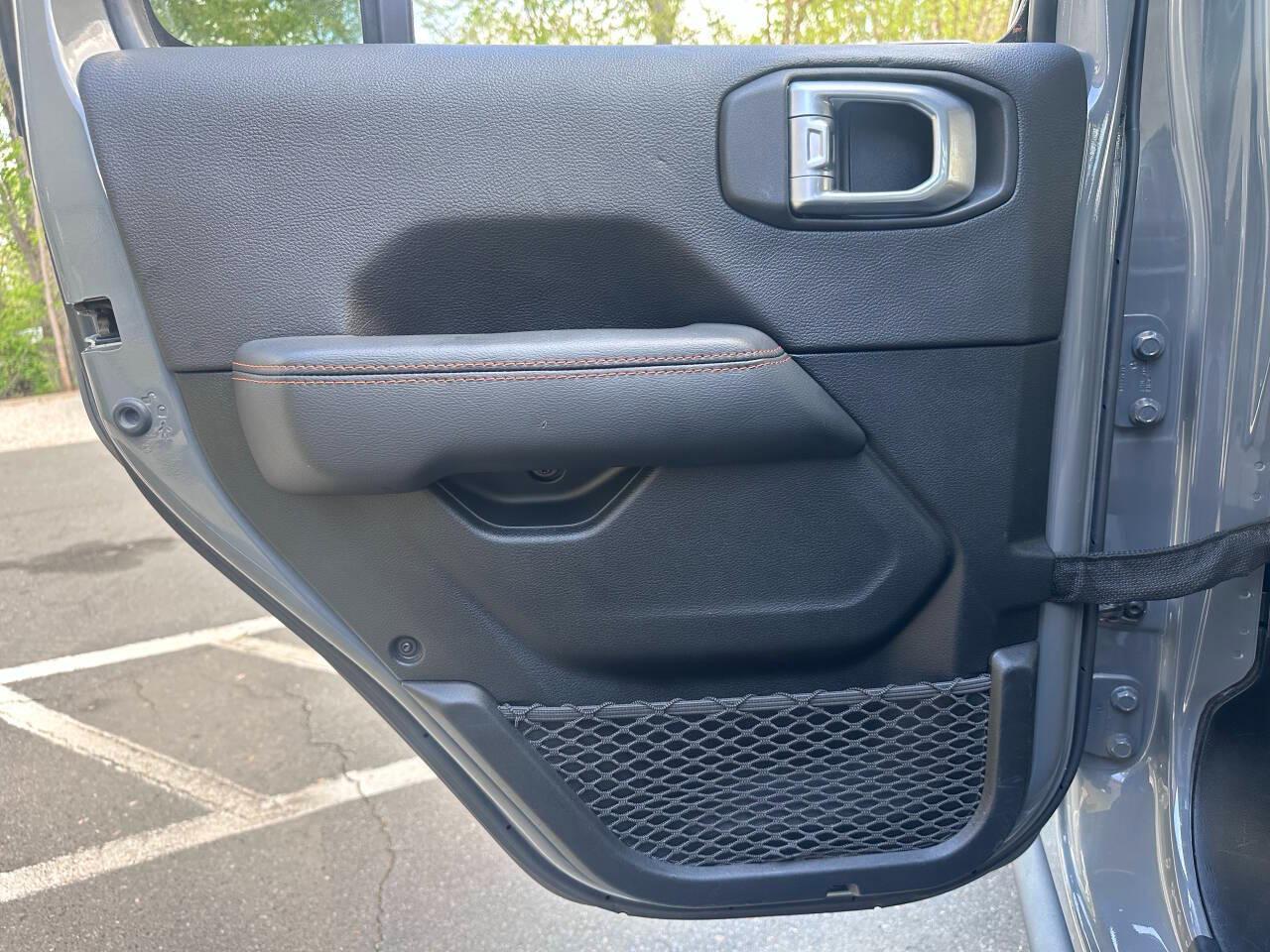 Jeep Gladiator Mojave 2021