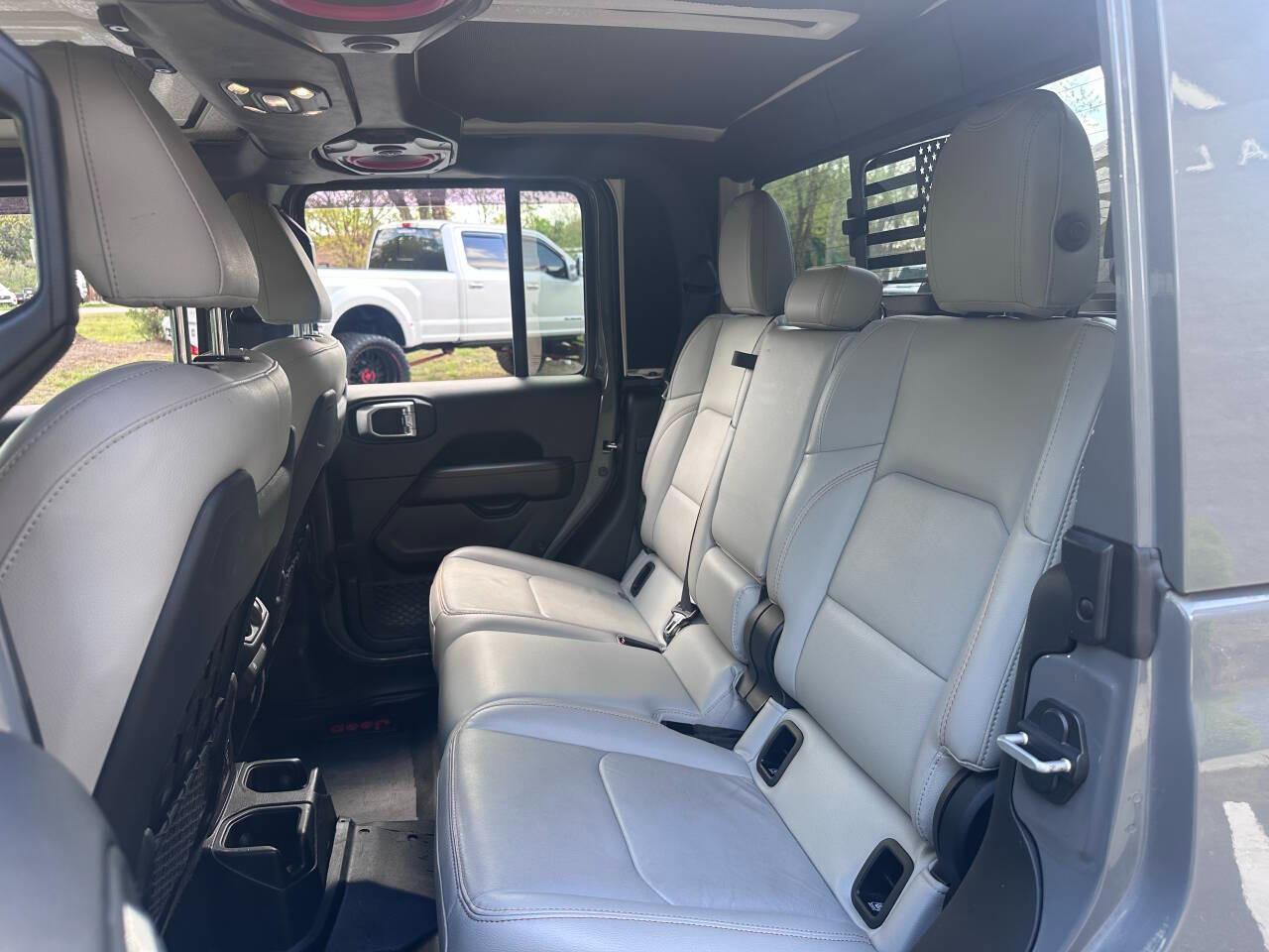 Jeep Gladiator Mojave 2021